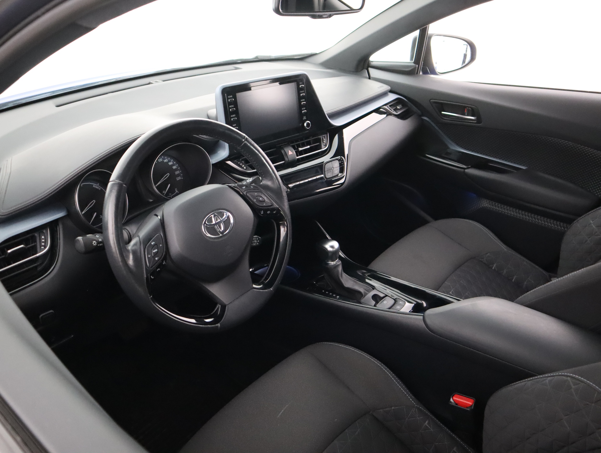 TOYOTA C-HR 2021