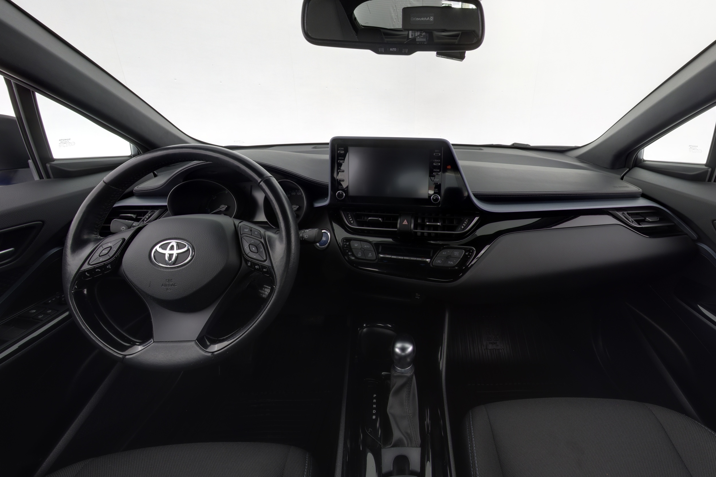 TOYOTA C-HR 2021
