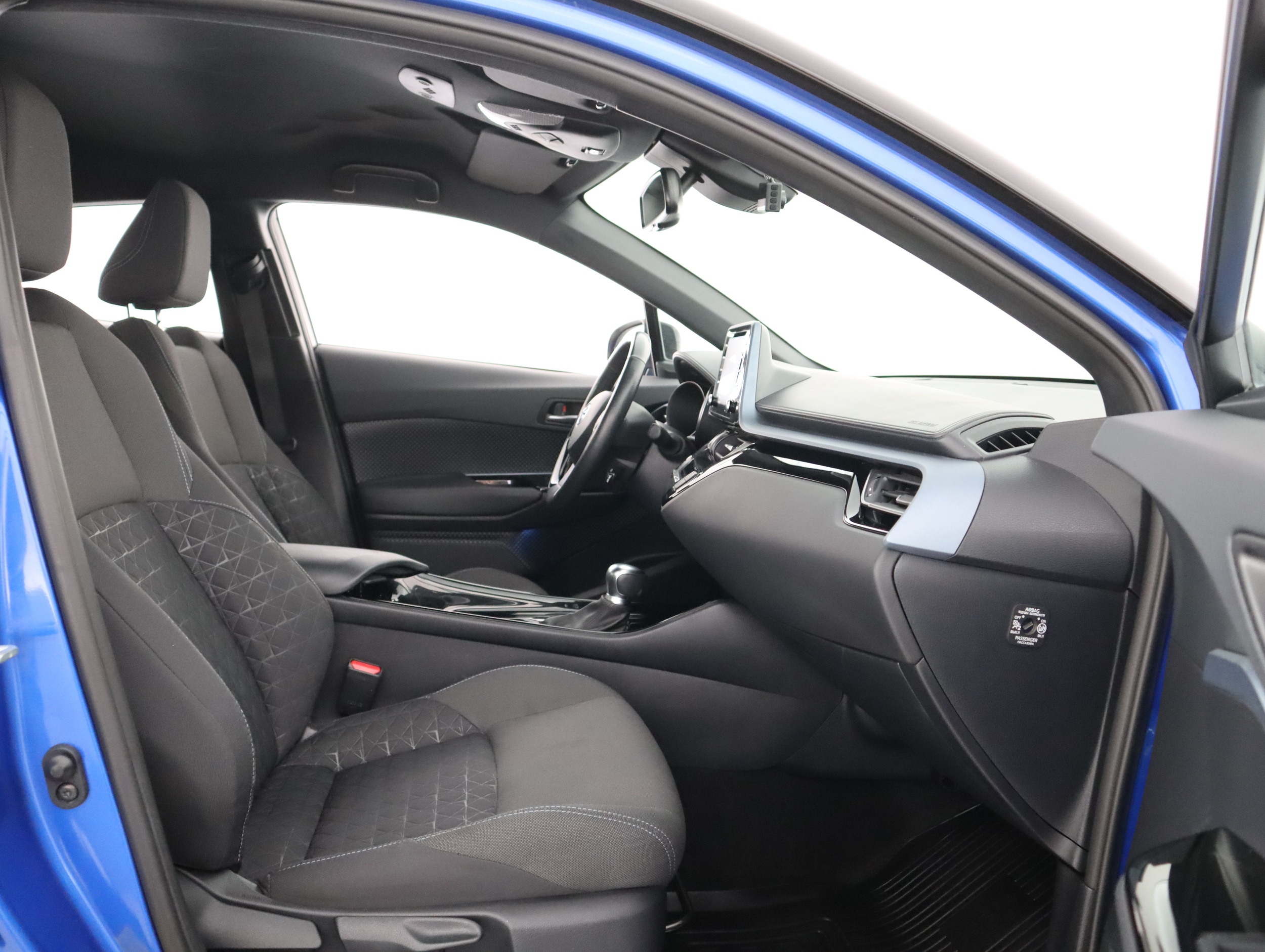 TOYOTA C-HR 2021