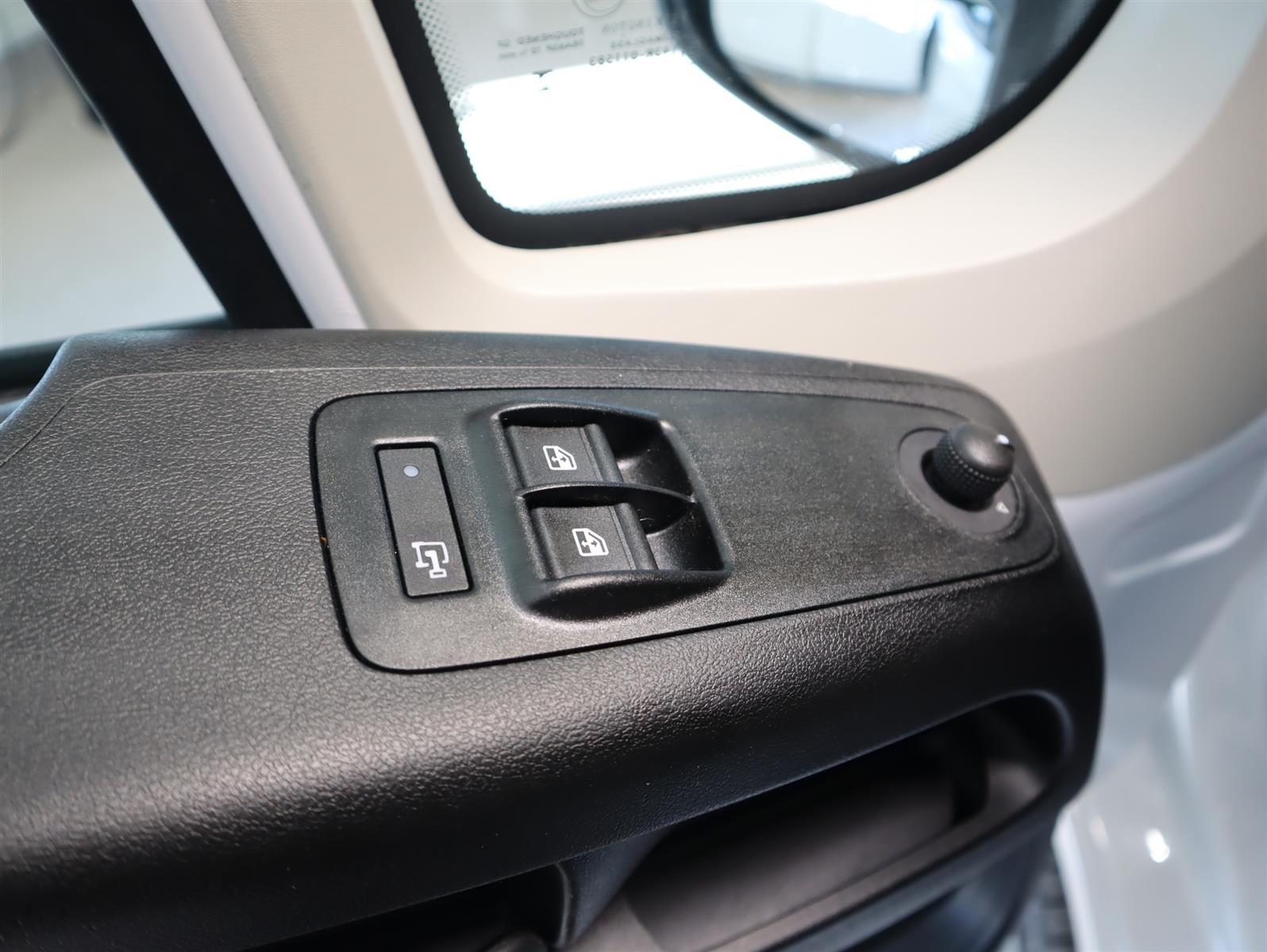 Toyota Proace MAX 2024