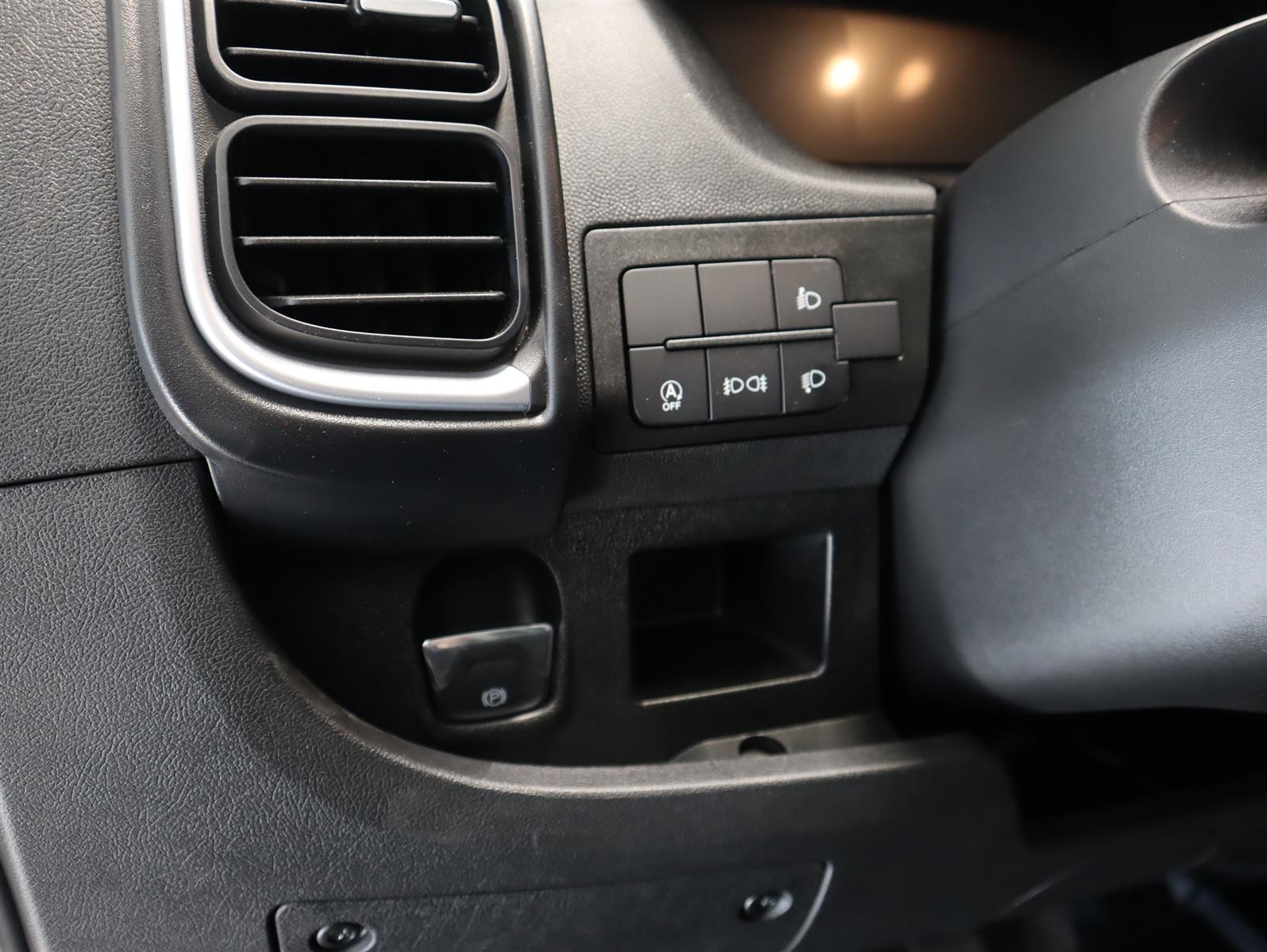 Toyota Proace MAX 2024