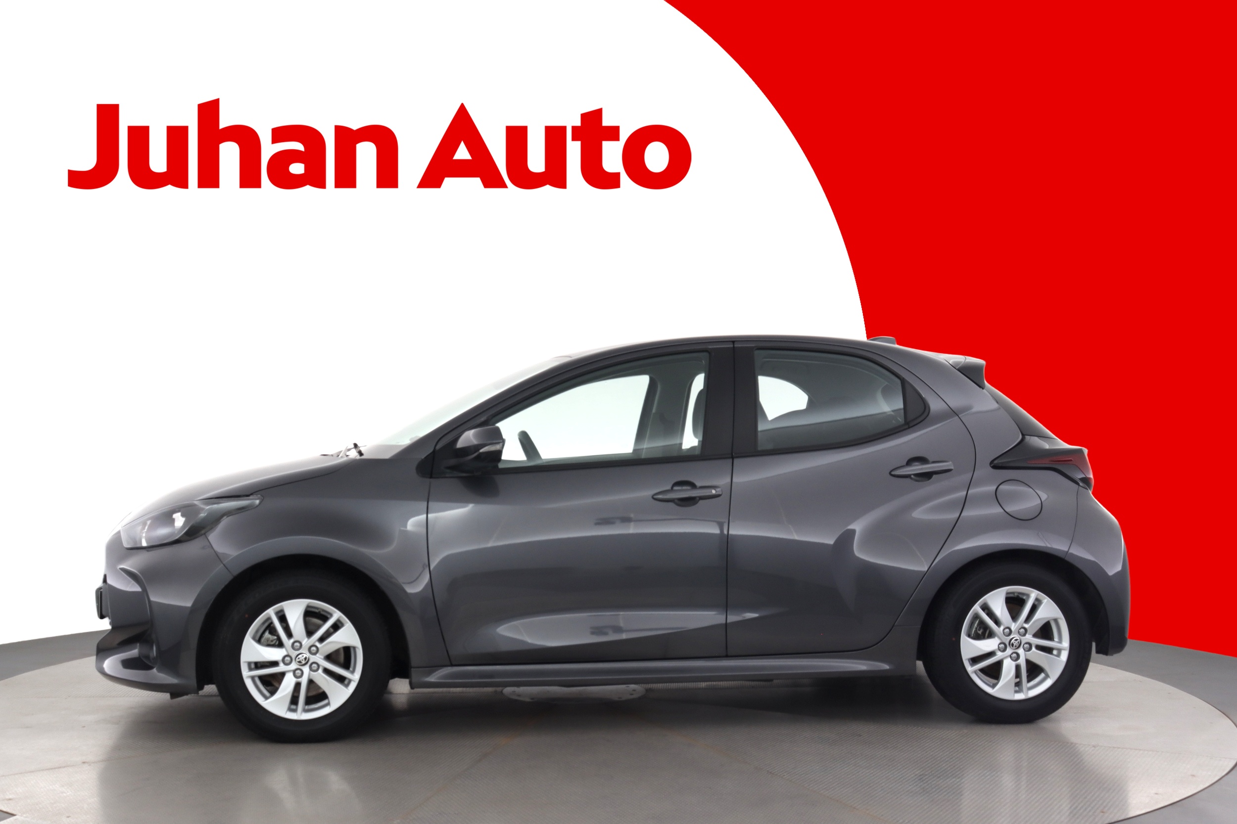 TOYOTA Yaris 2023