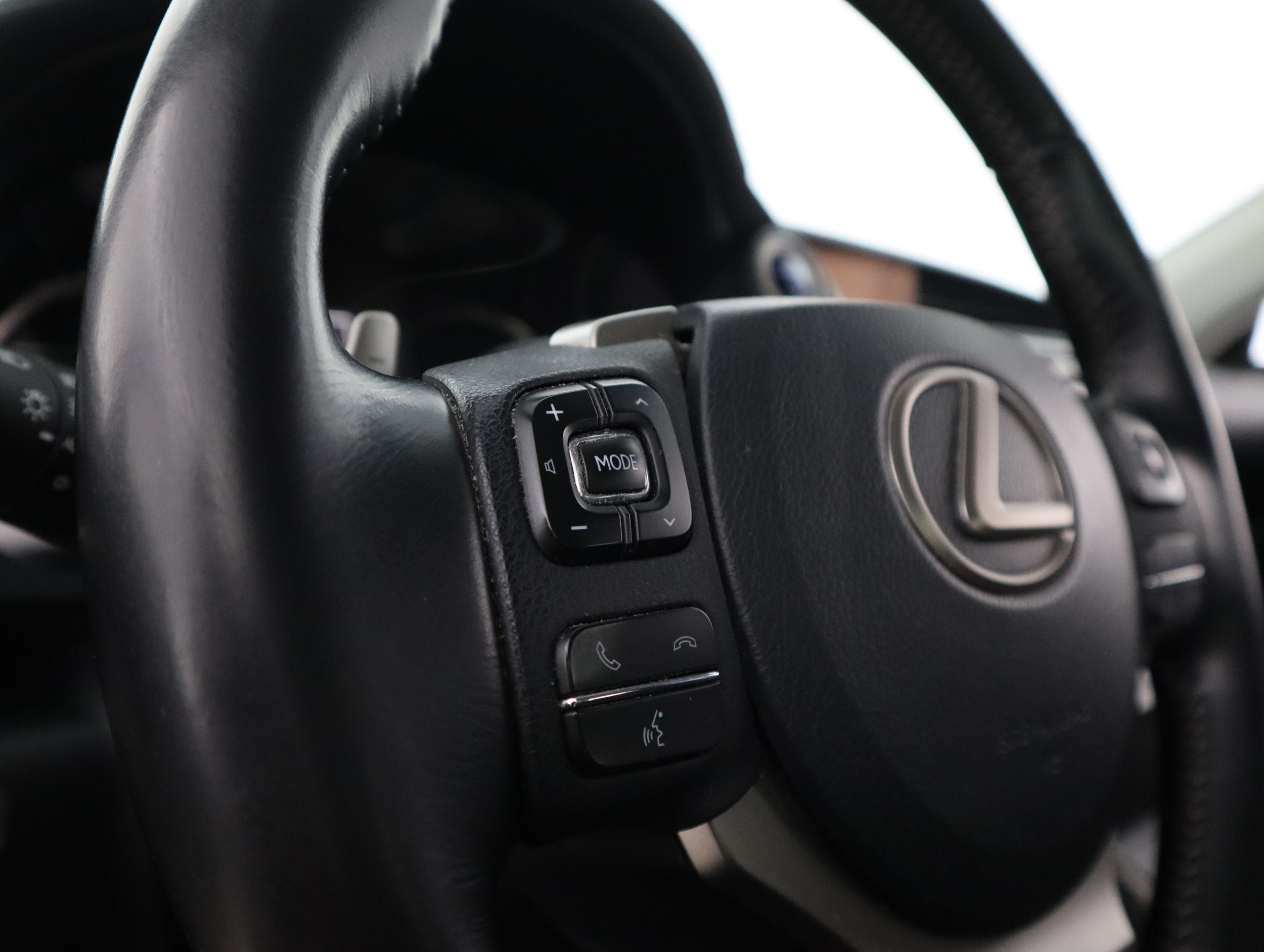LEXUS IS 2017
