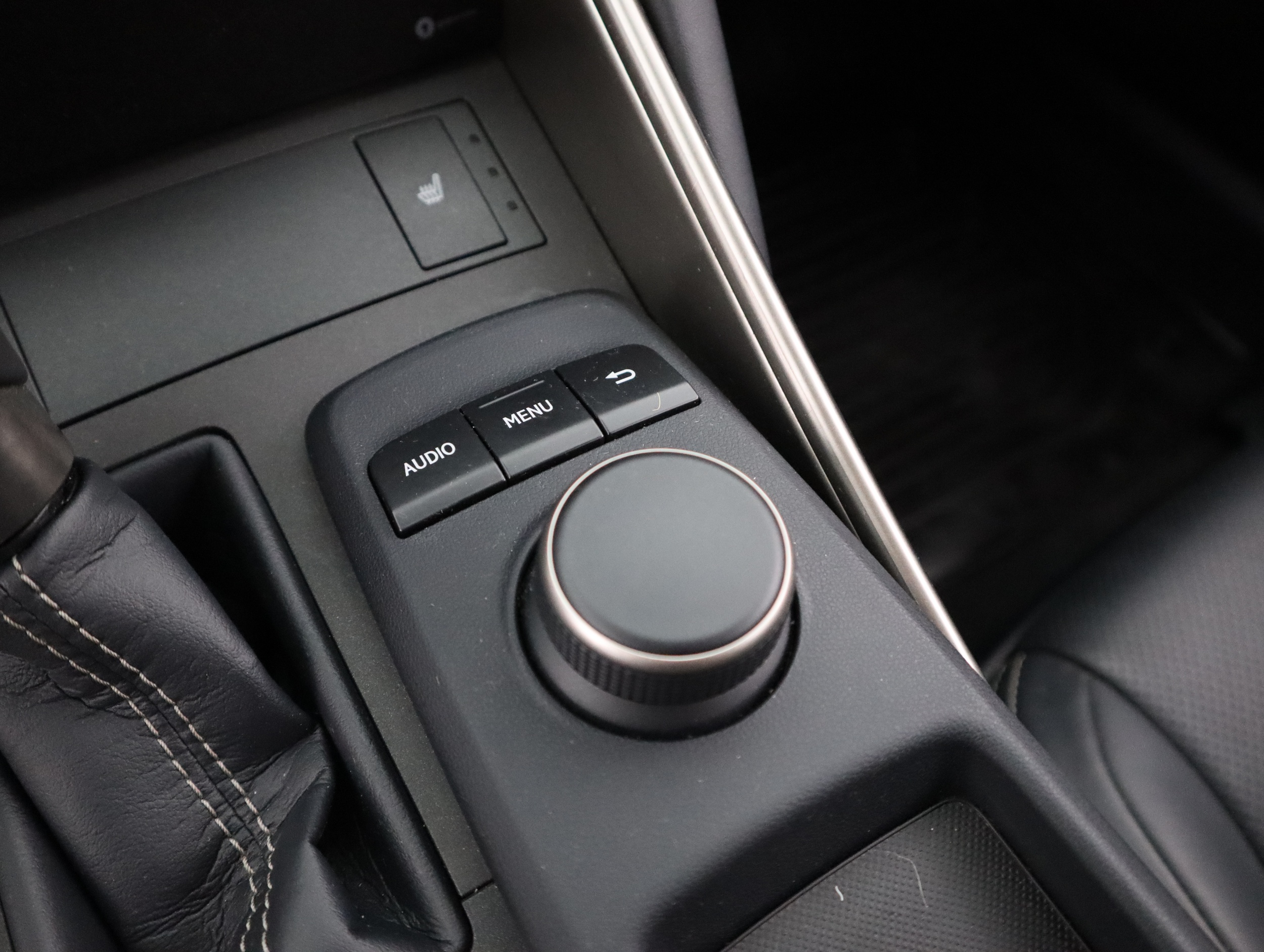 LEXUS IS 2017