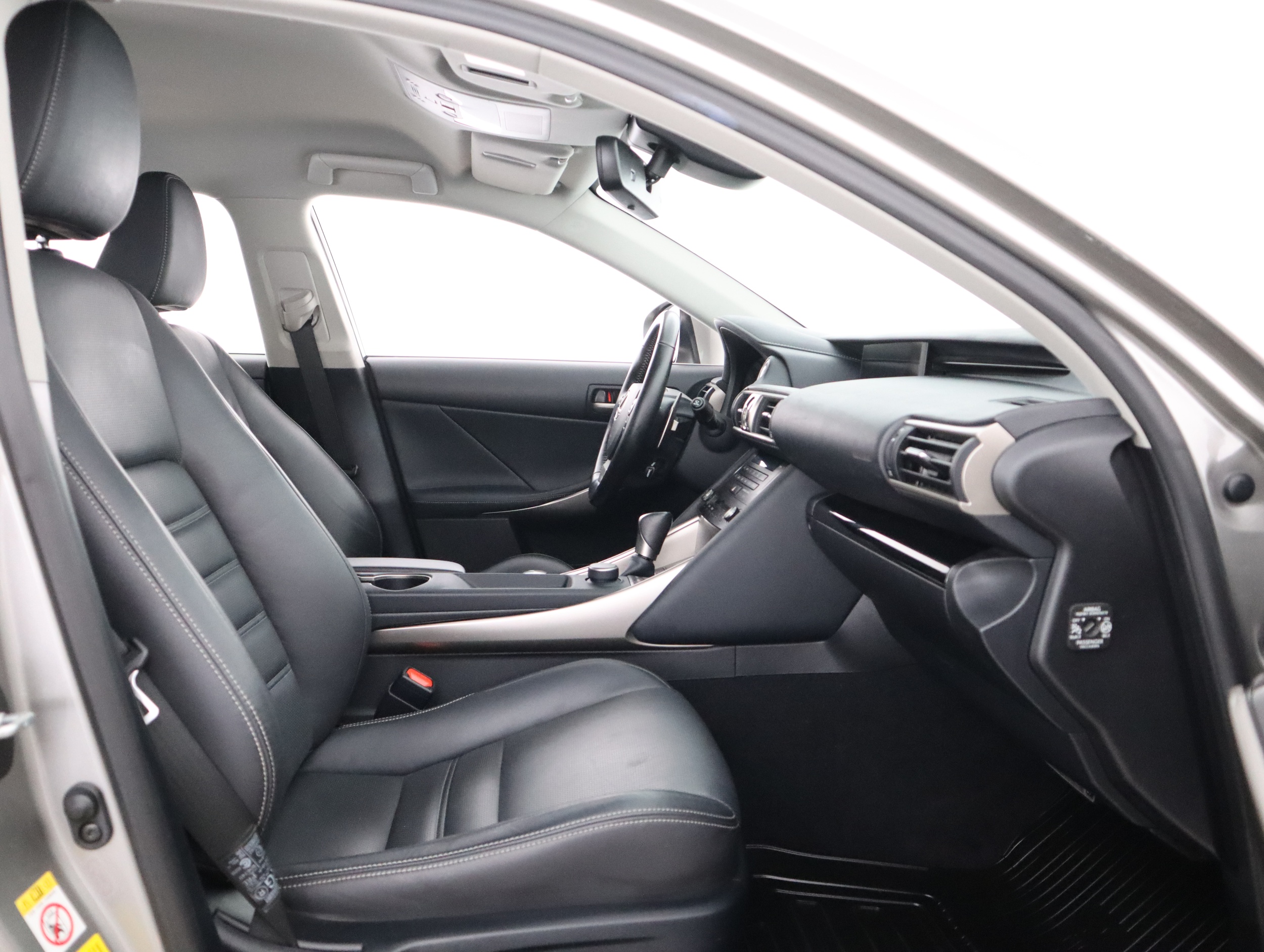 LEXUS IS 2017