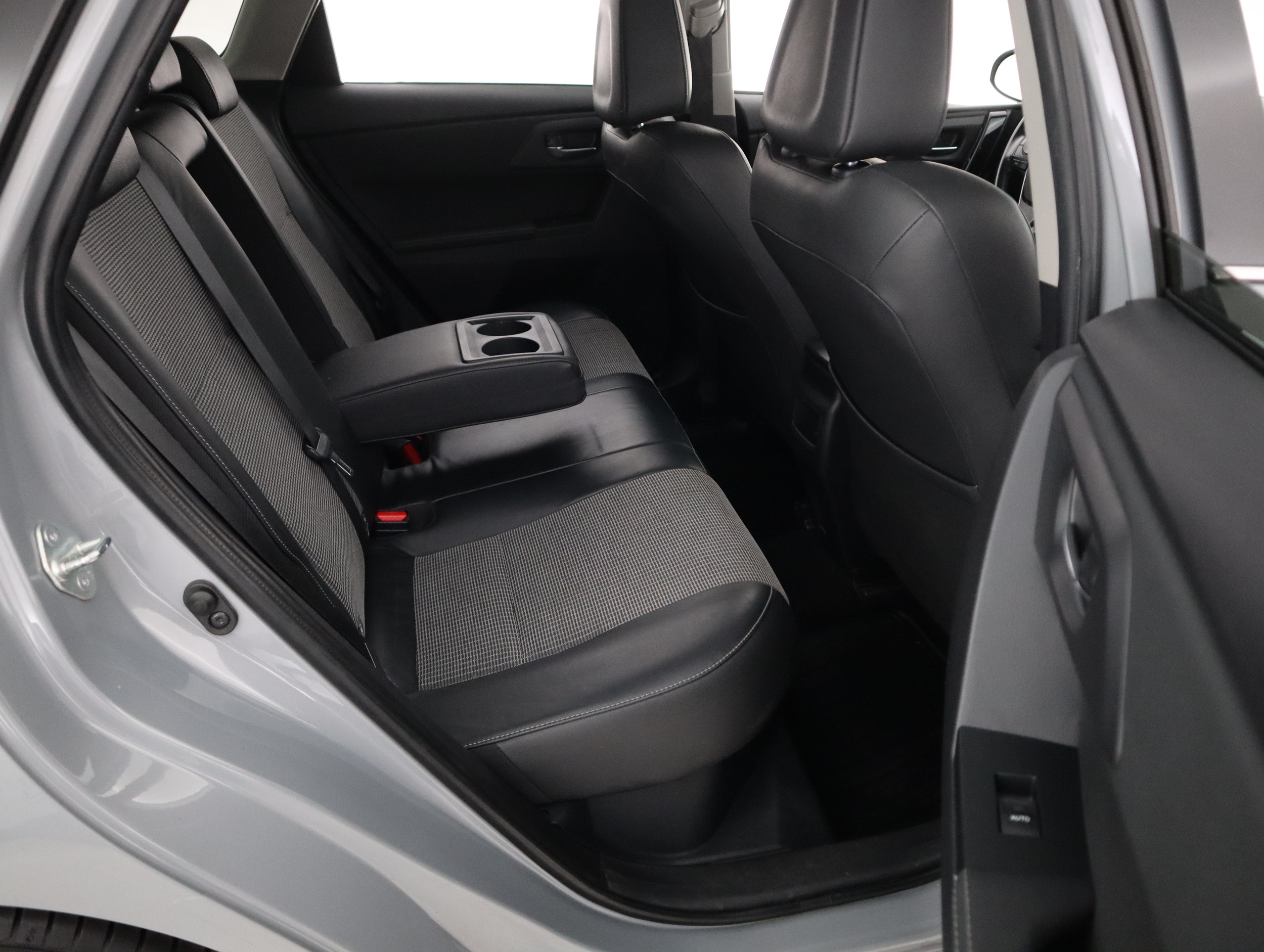 TOYOTA Auris 2018