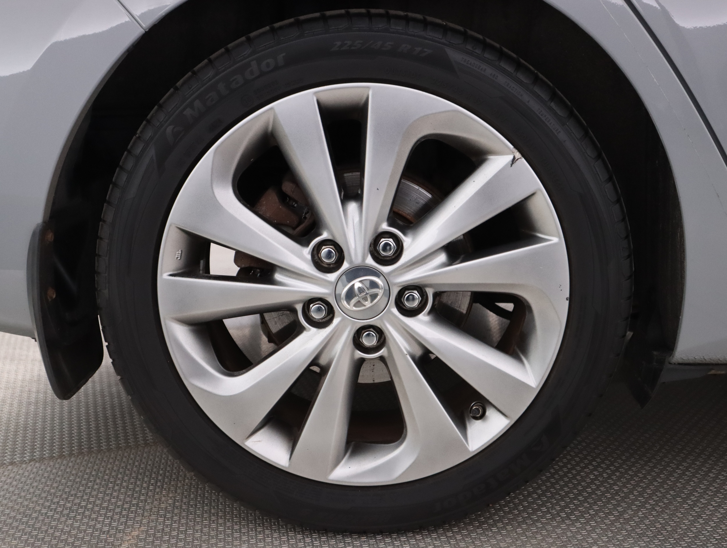 TOYOTA Auris 2018