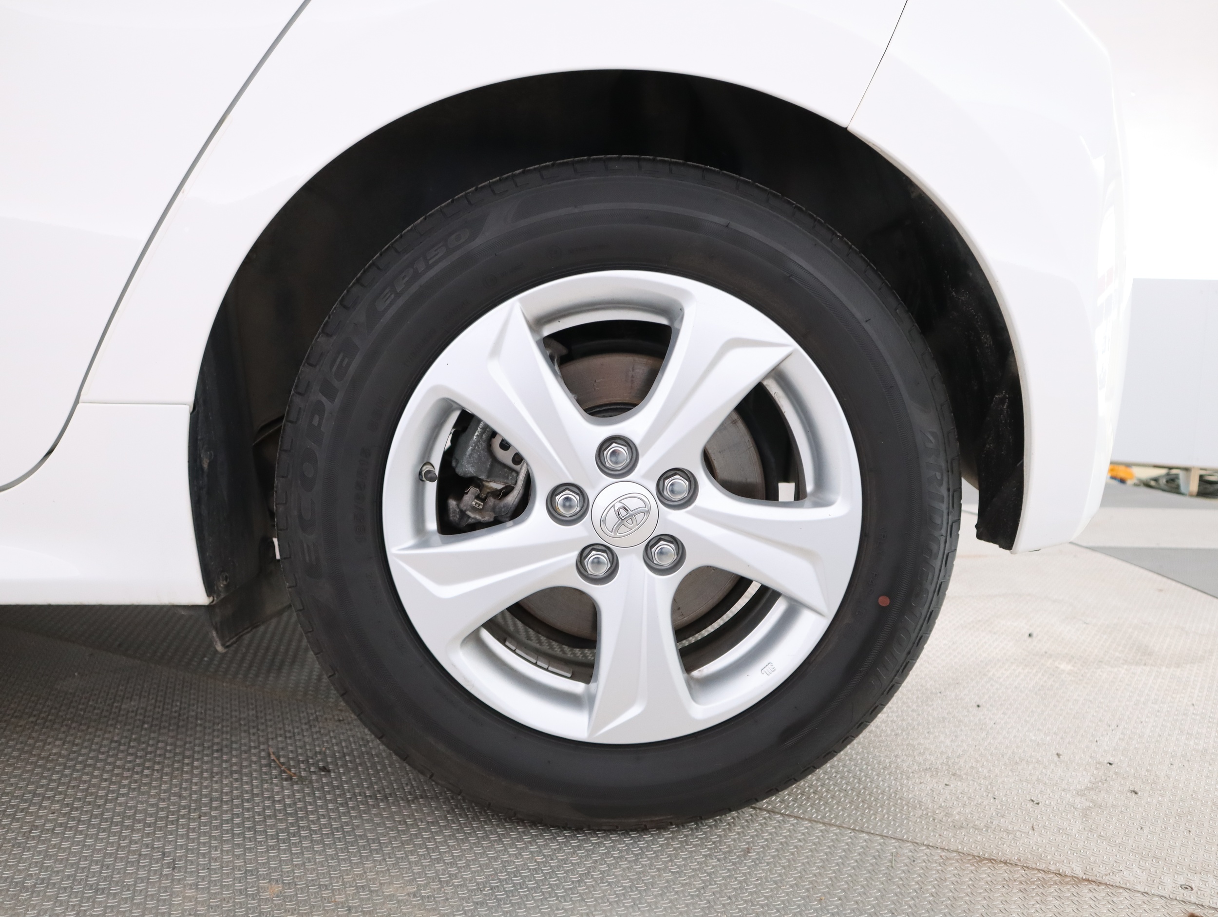 TOYOTA Yaris 2021