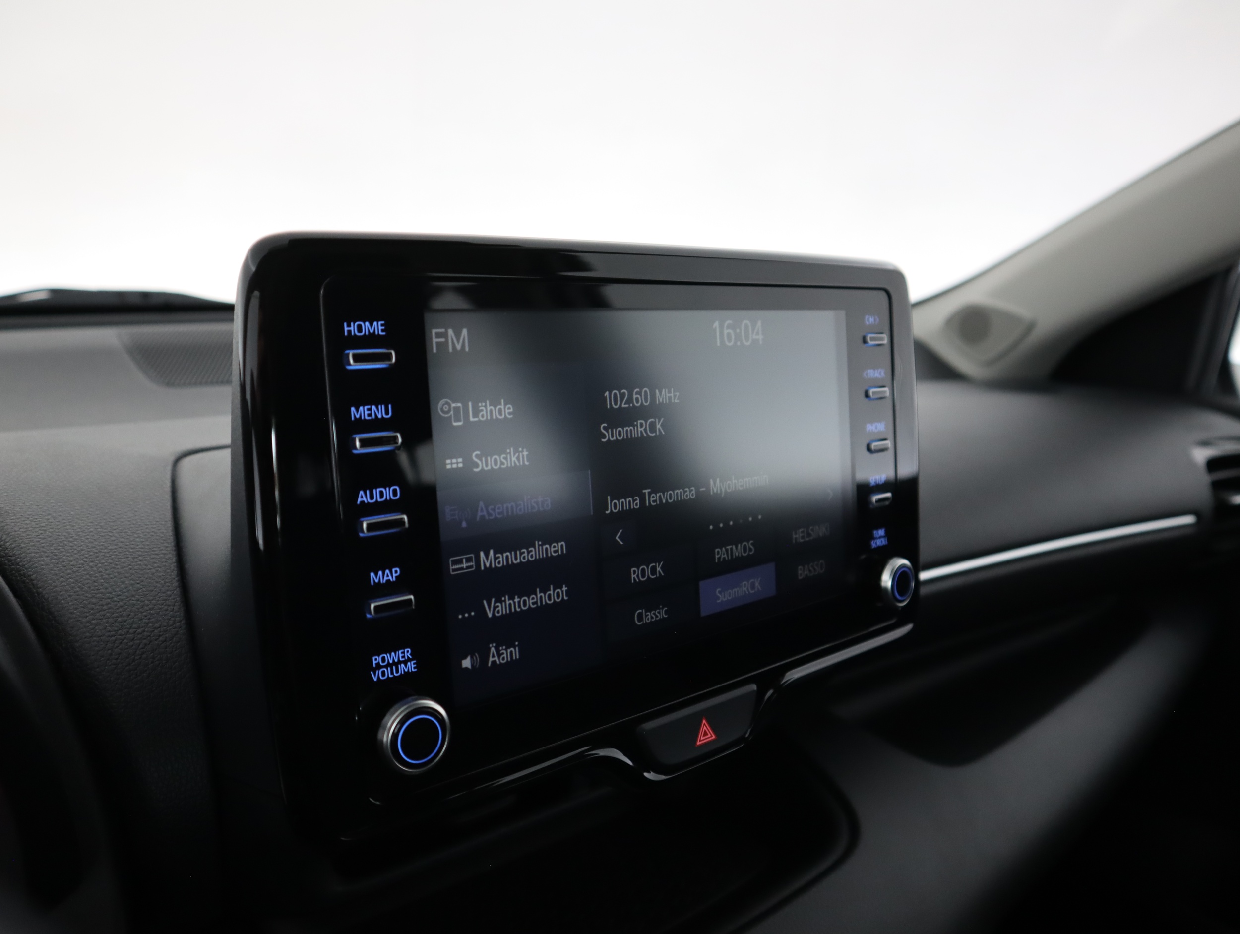 TOYOTA Yaris 2021