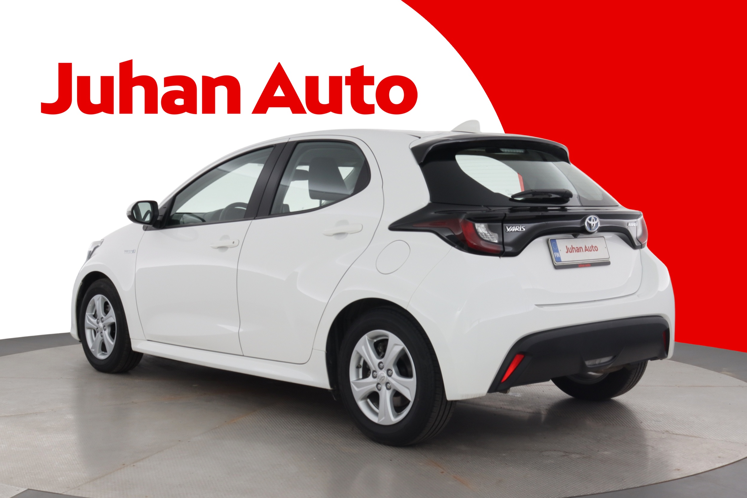 TOYOTA Yaris 2021