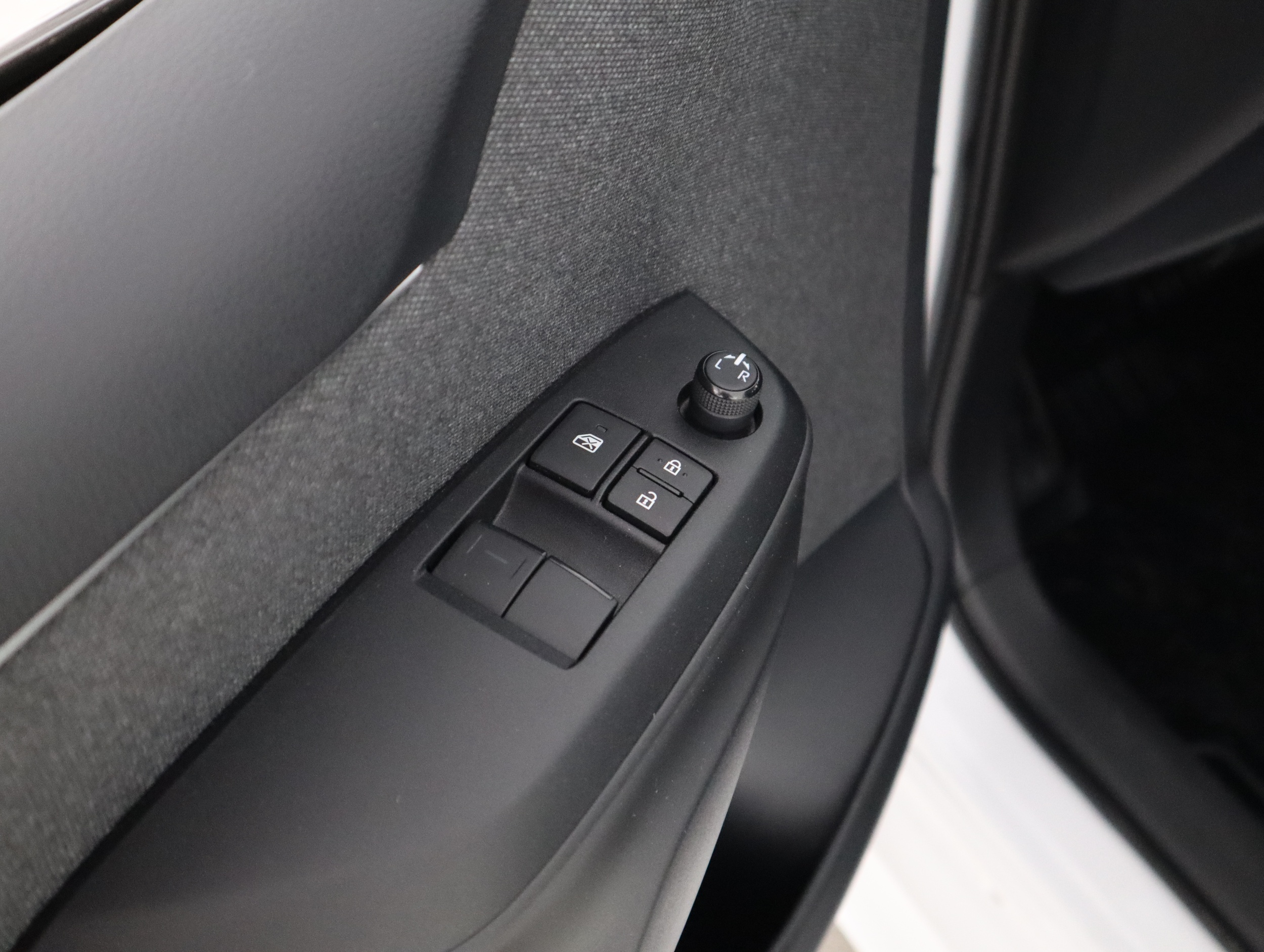 TOYOTA Yaris 2021