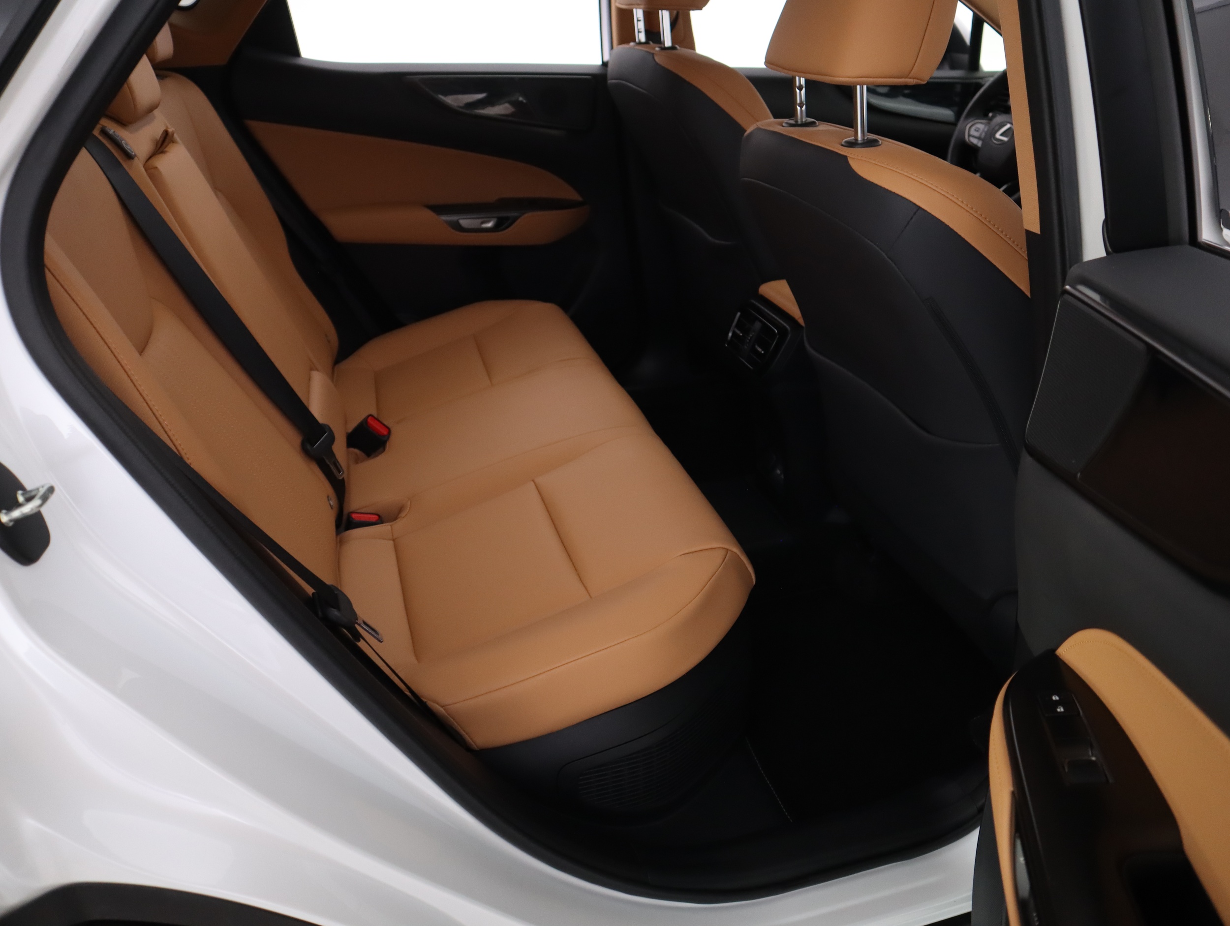LEXUS NX 2025