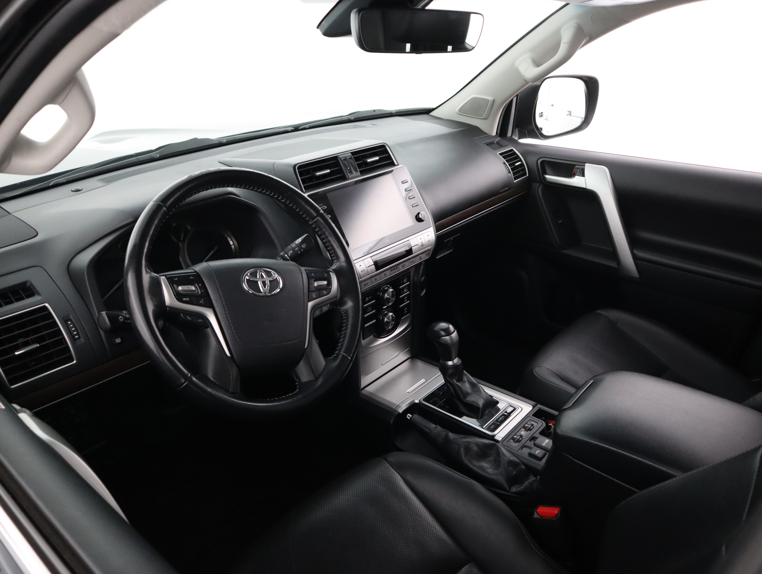 TOYOTA Land Cruiser 2021