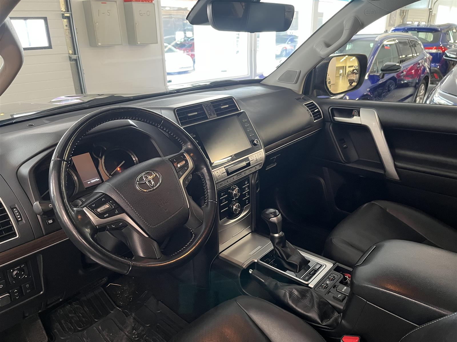 TOYOTA Land Cruiser 2021