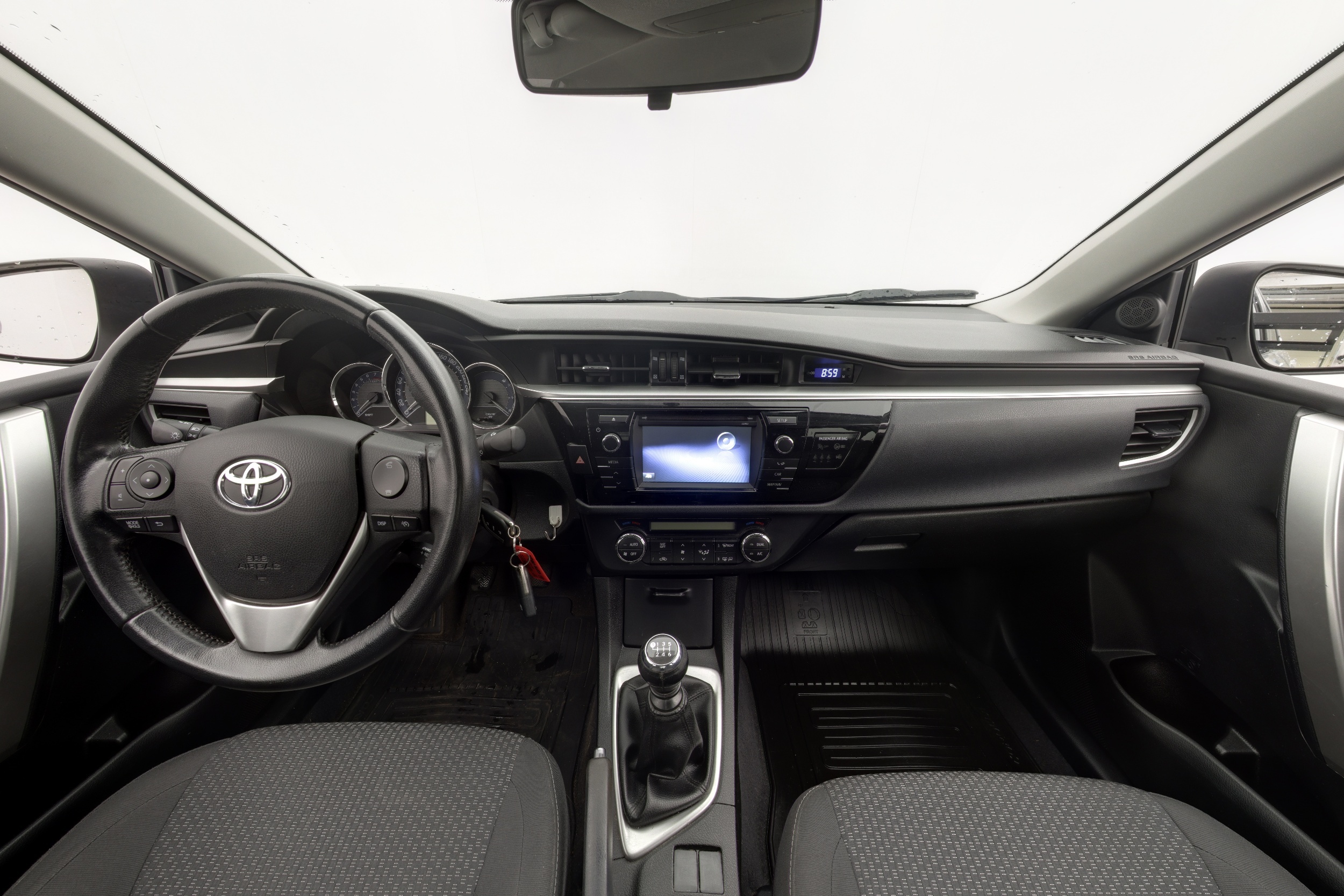 TOYOTA Corolla 2014