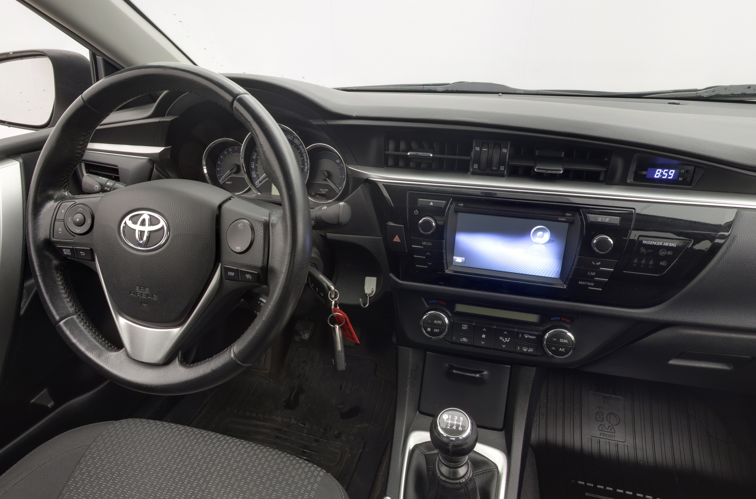 TOYOTA Corolla 2014