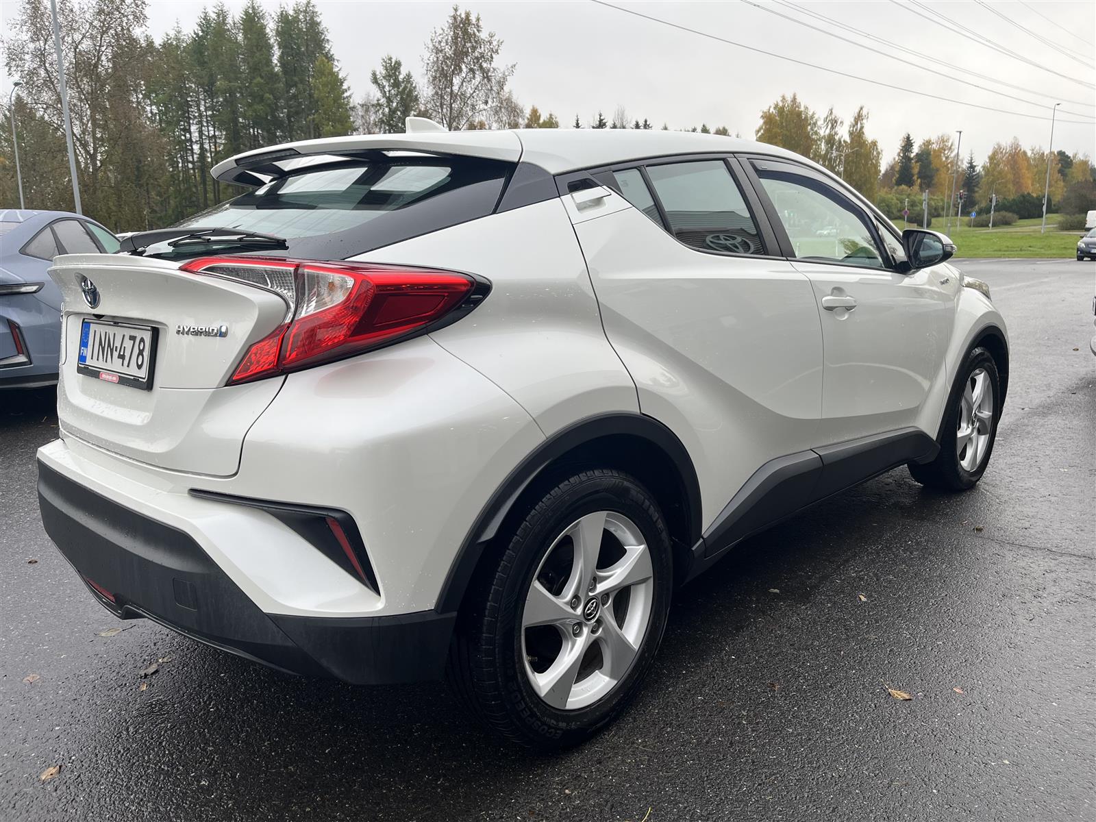 TOYOTA C-HR 2017
