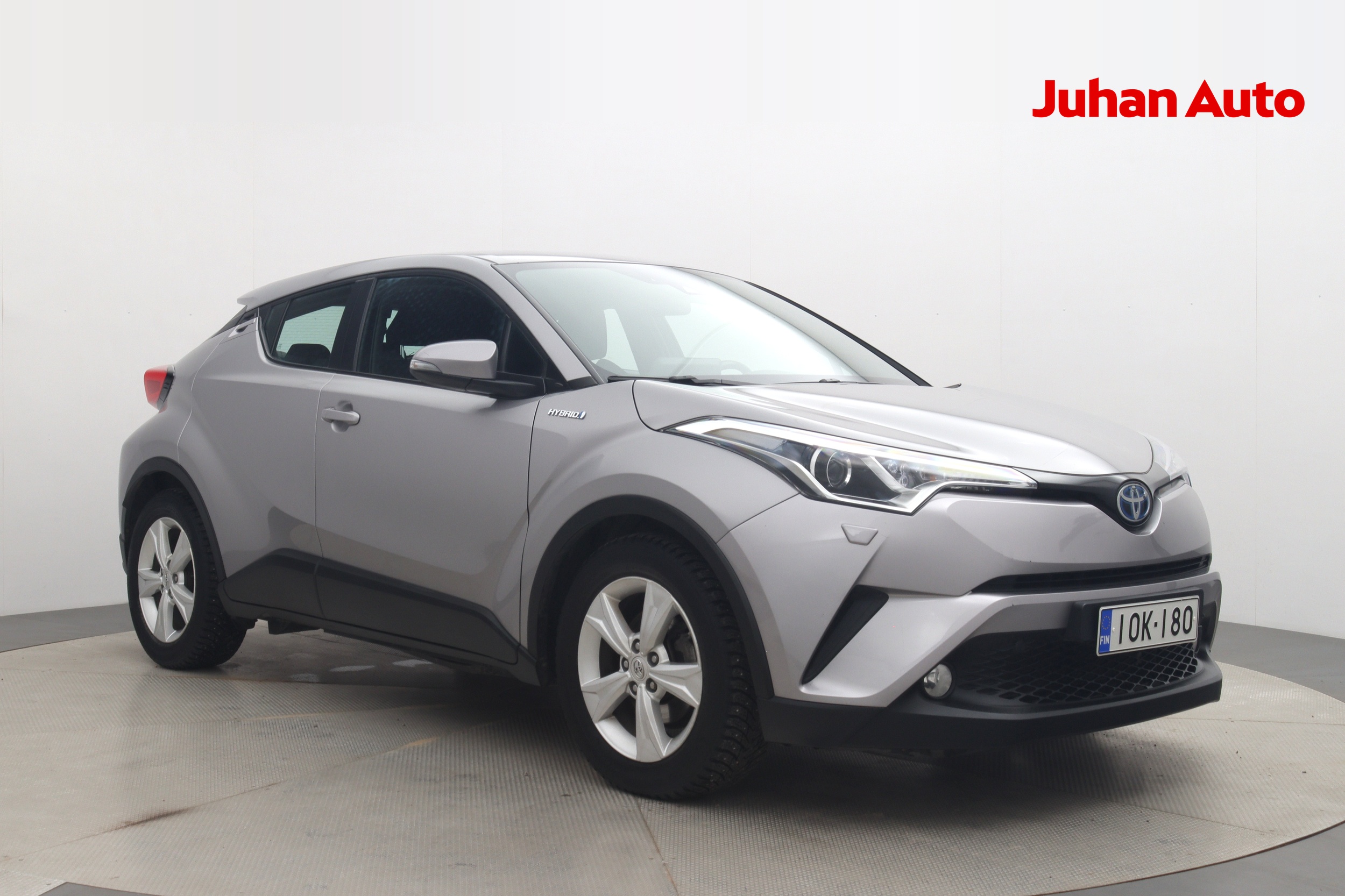 TOYOTA C-HR 2018