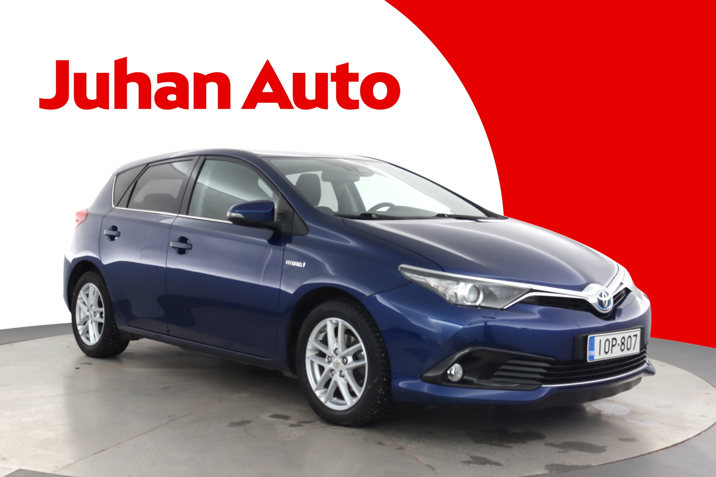 TOYOTA Auris 2016