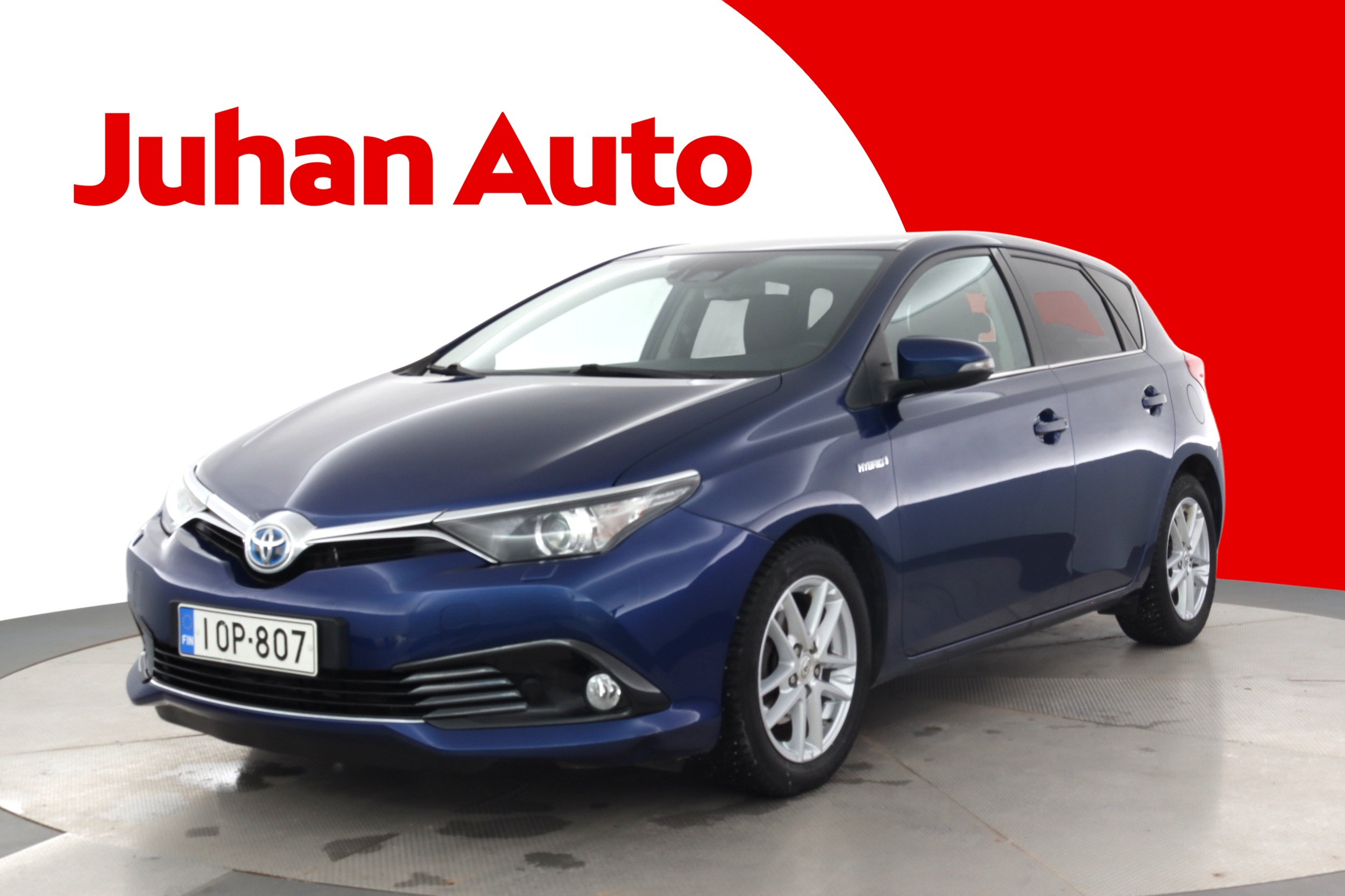 TOYOTA Auris 2016