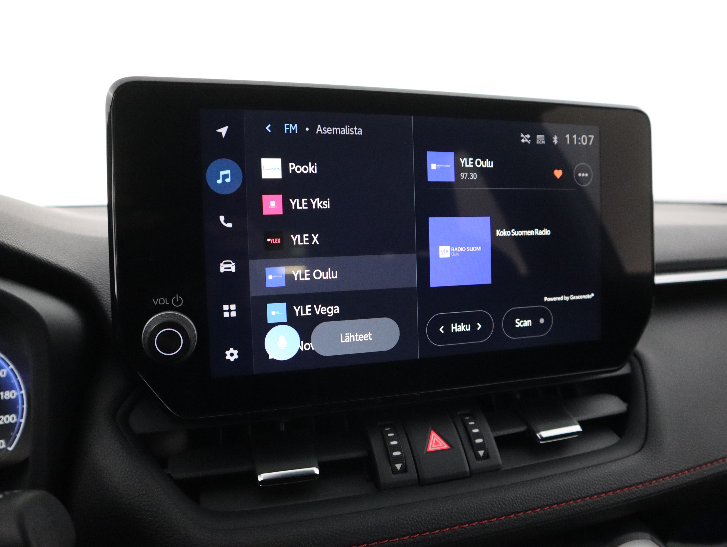 TOYOTA RAV4 Plug-in 28