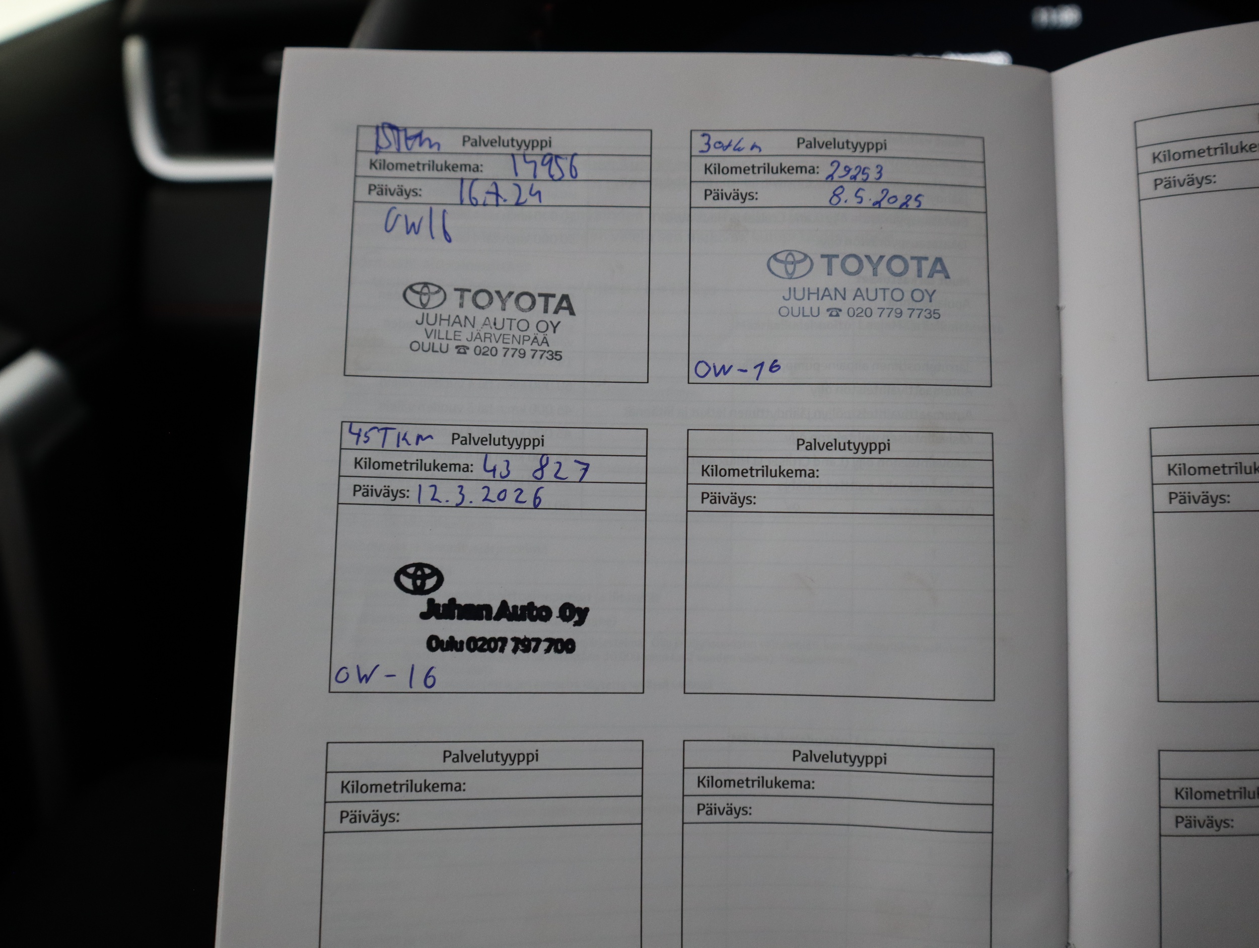 TOYOTA RAV4 Plug-in 34