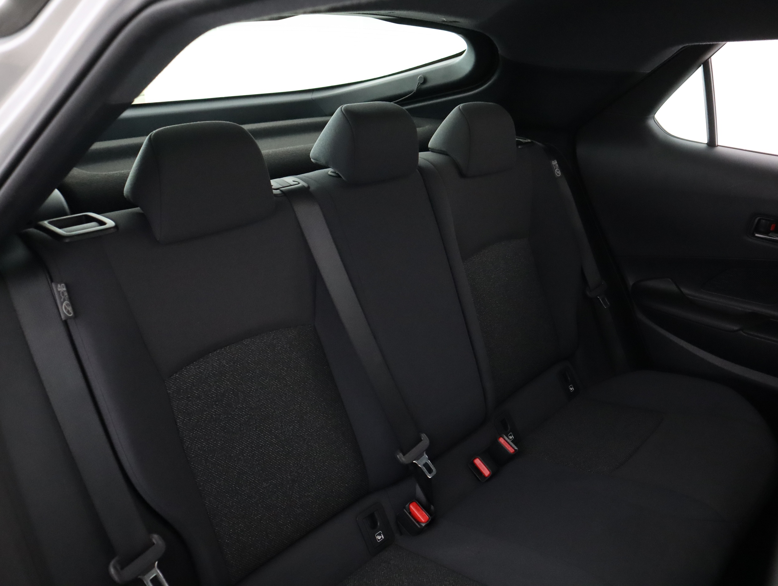 TOYOTA C-HR 2024
