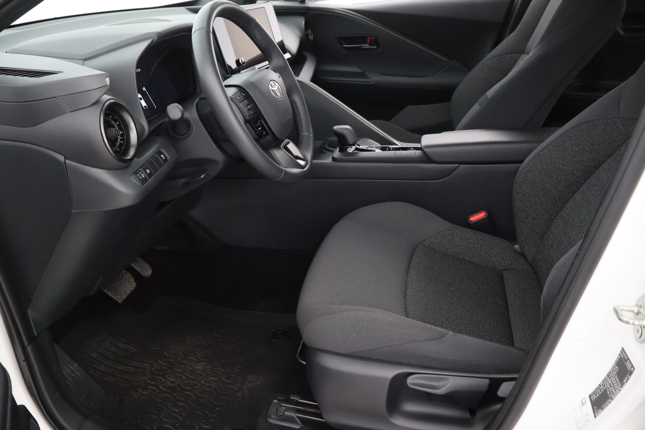 TOYOTA C-HR 2024