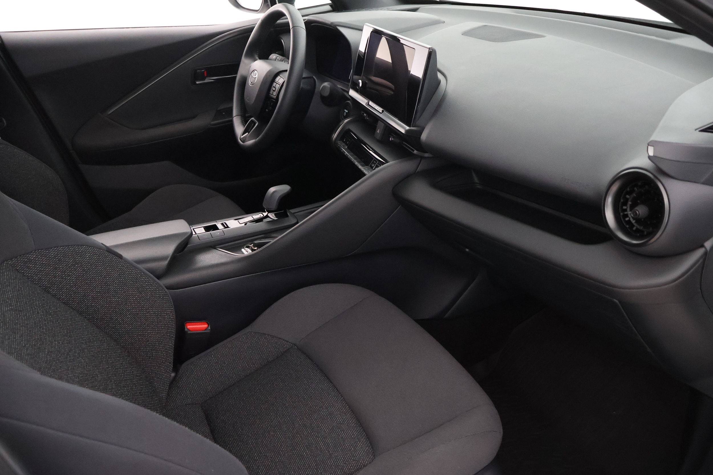 TOYOTA C-HR 2024