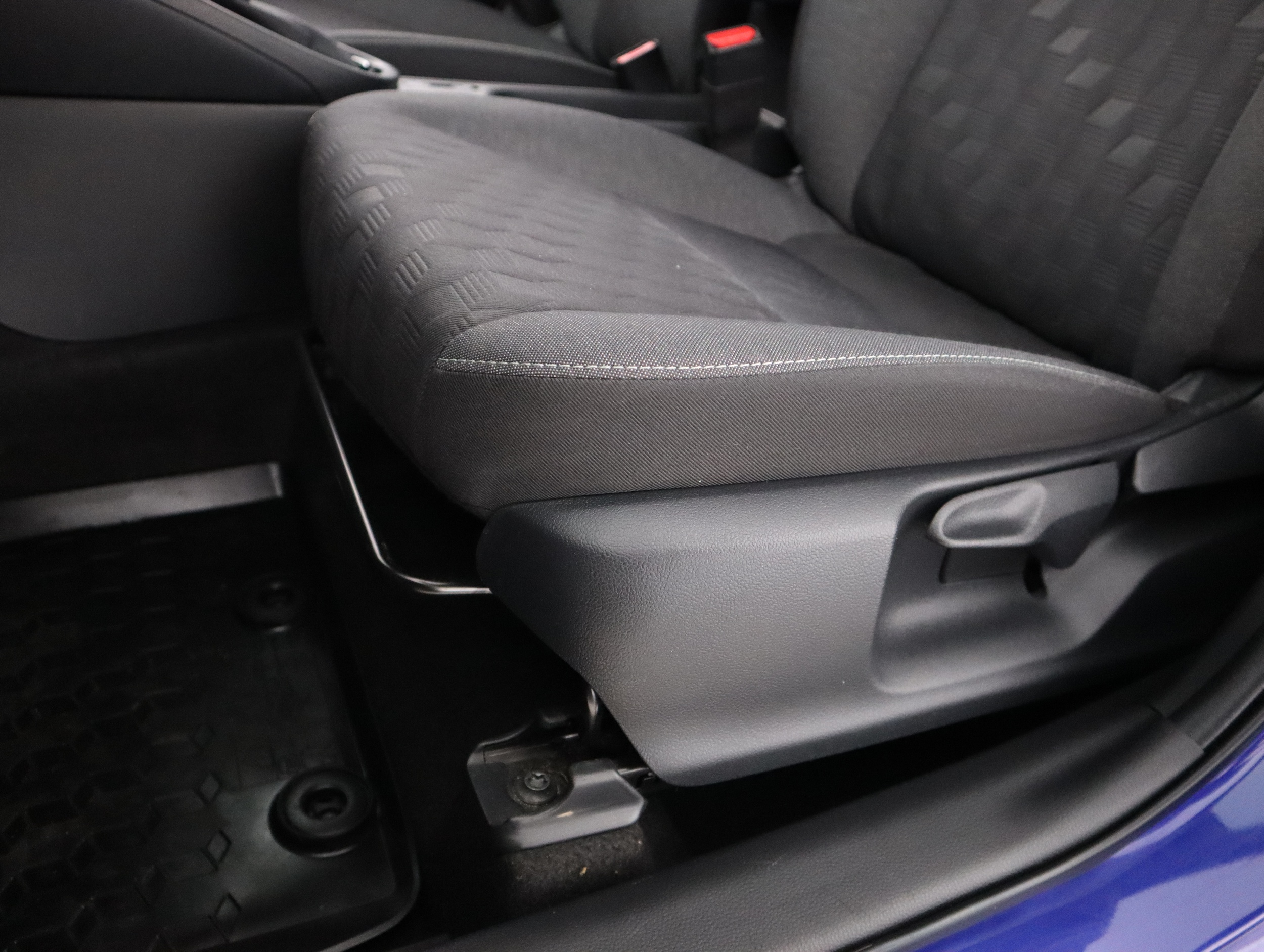 TOYOTA Yaris 2024