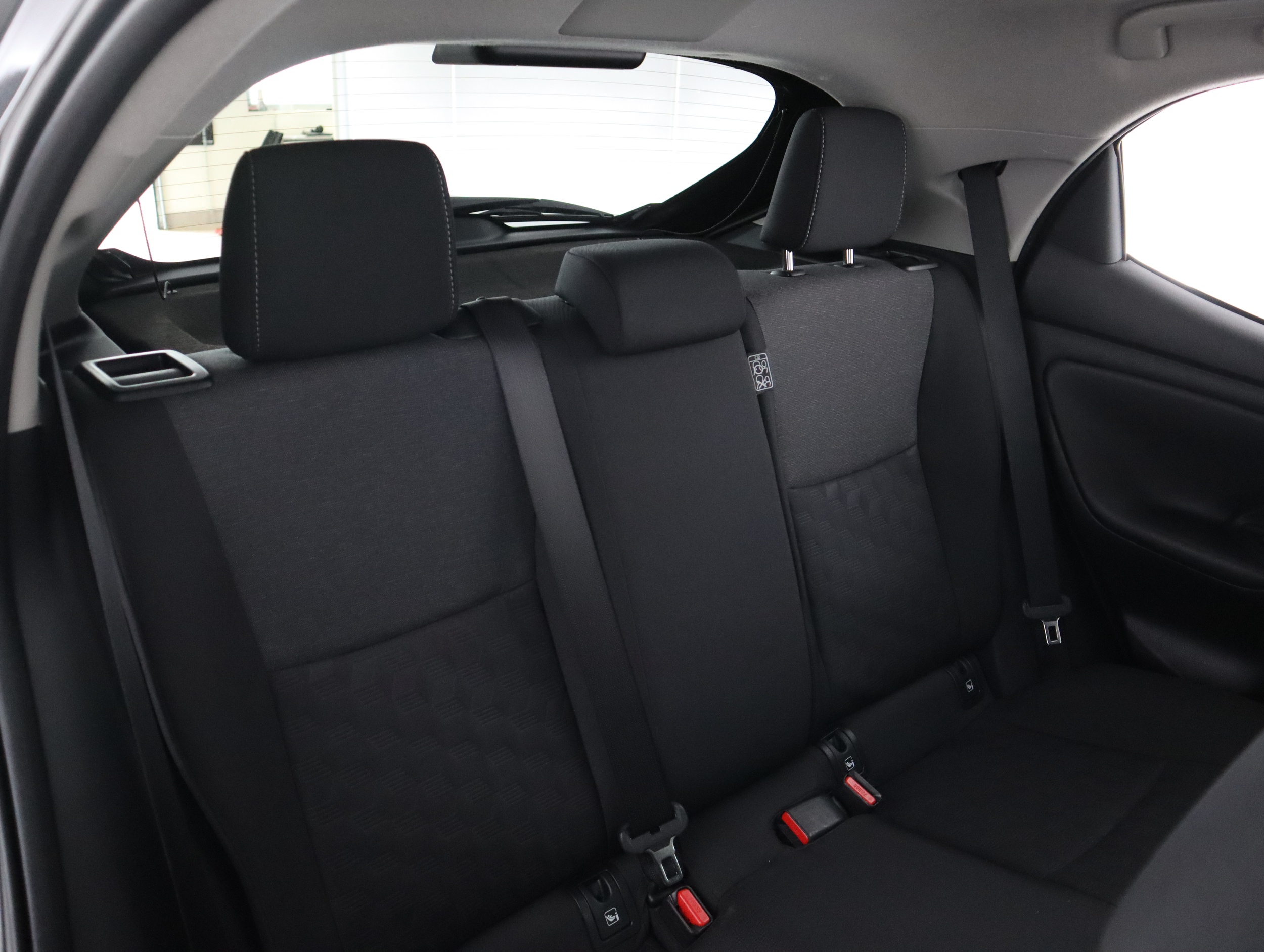 TOYOTA Yaris 2024