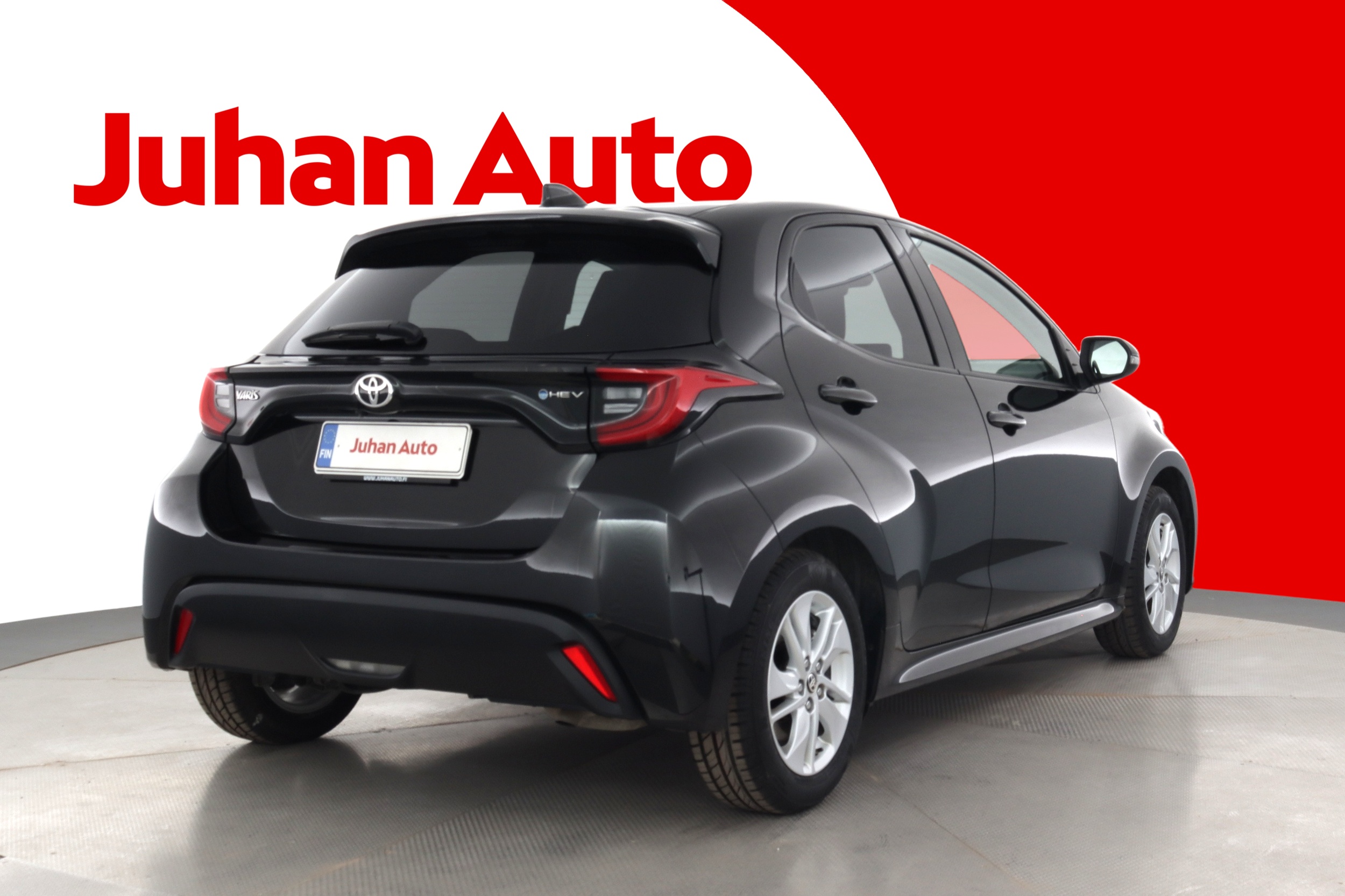 TOYOTA Yaris 2024