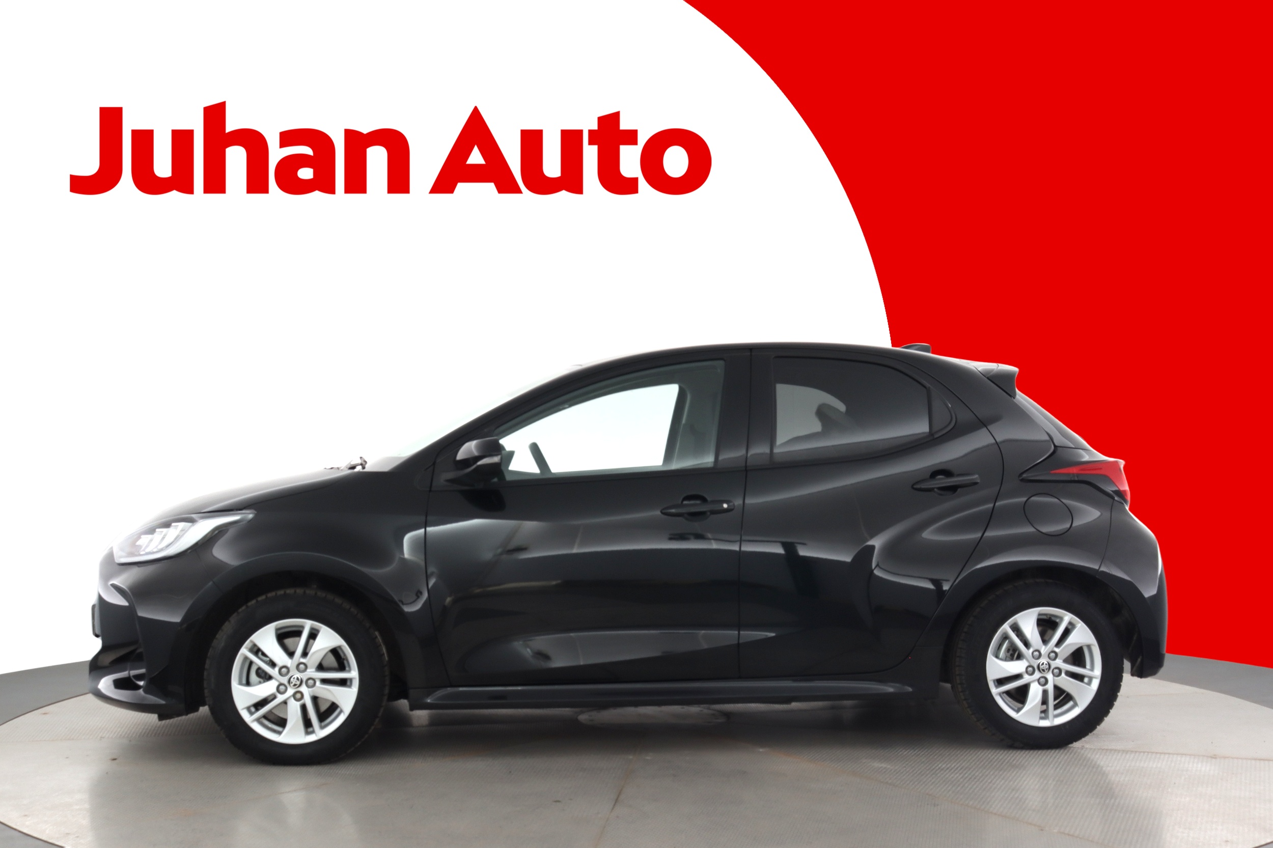 TOYOTA Yaris 2024