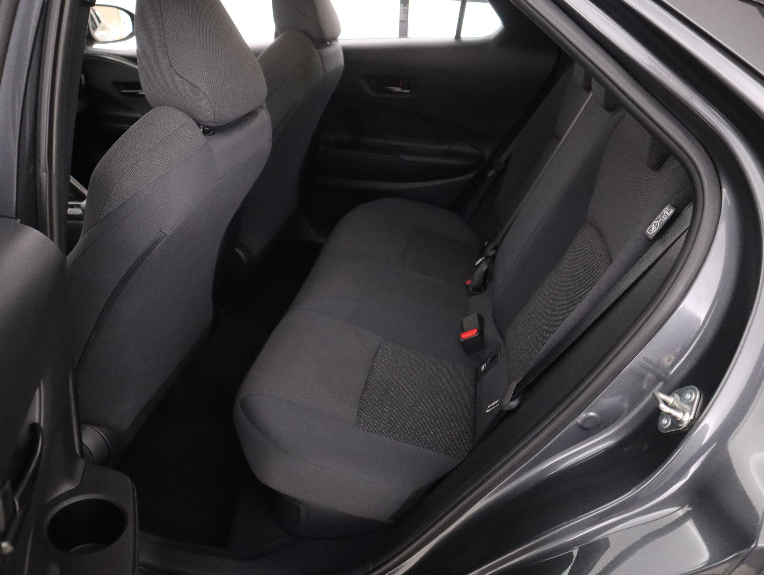TOYOTA C-HR 2024