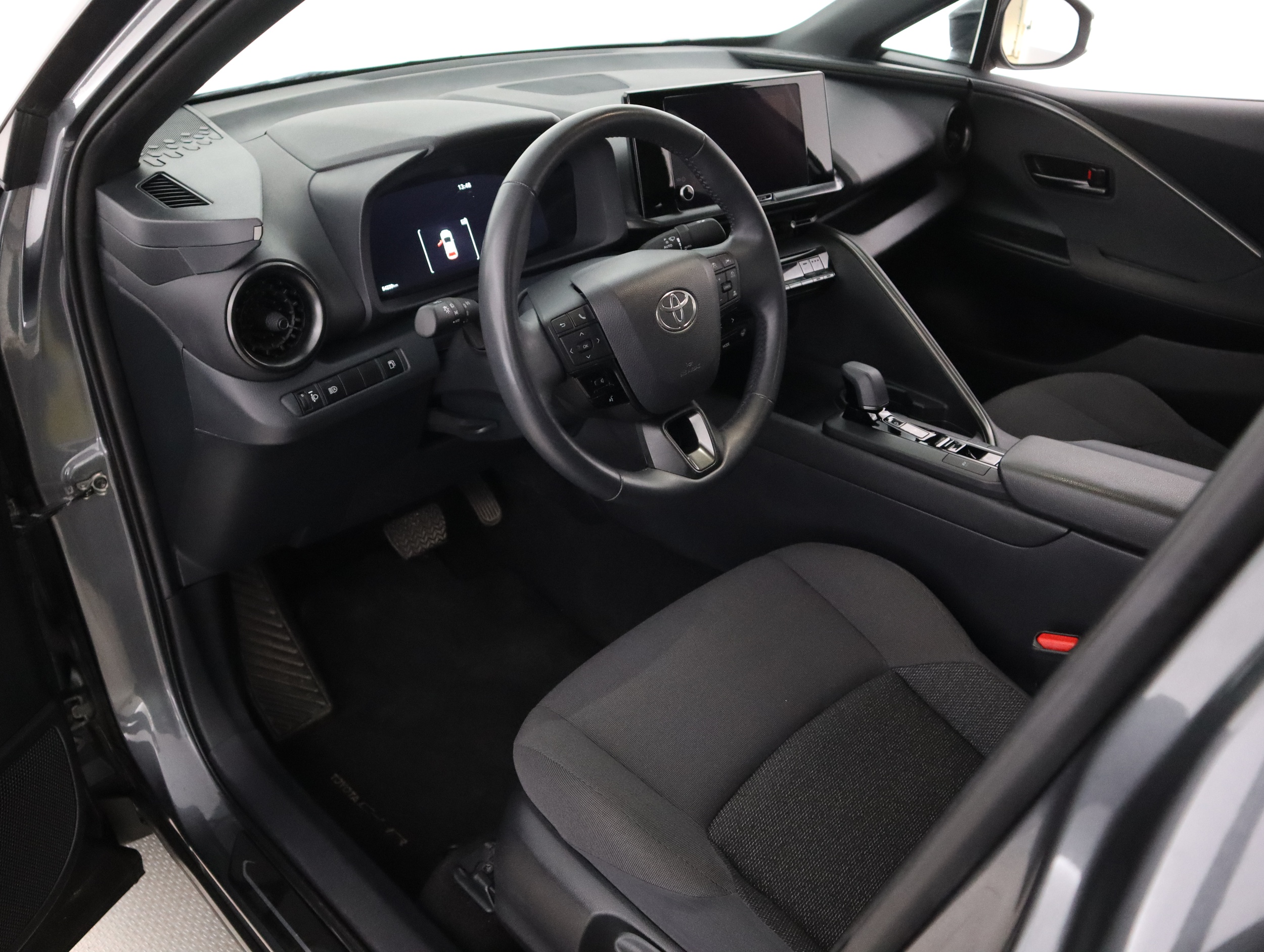 TOYOTA C-HR 2024