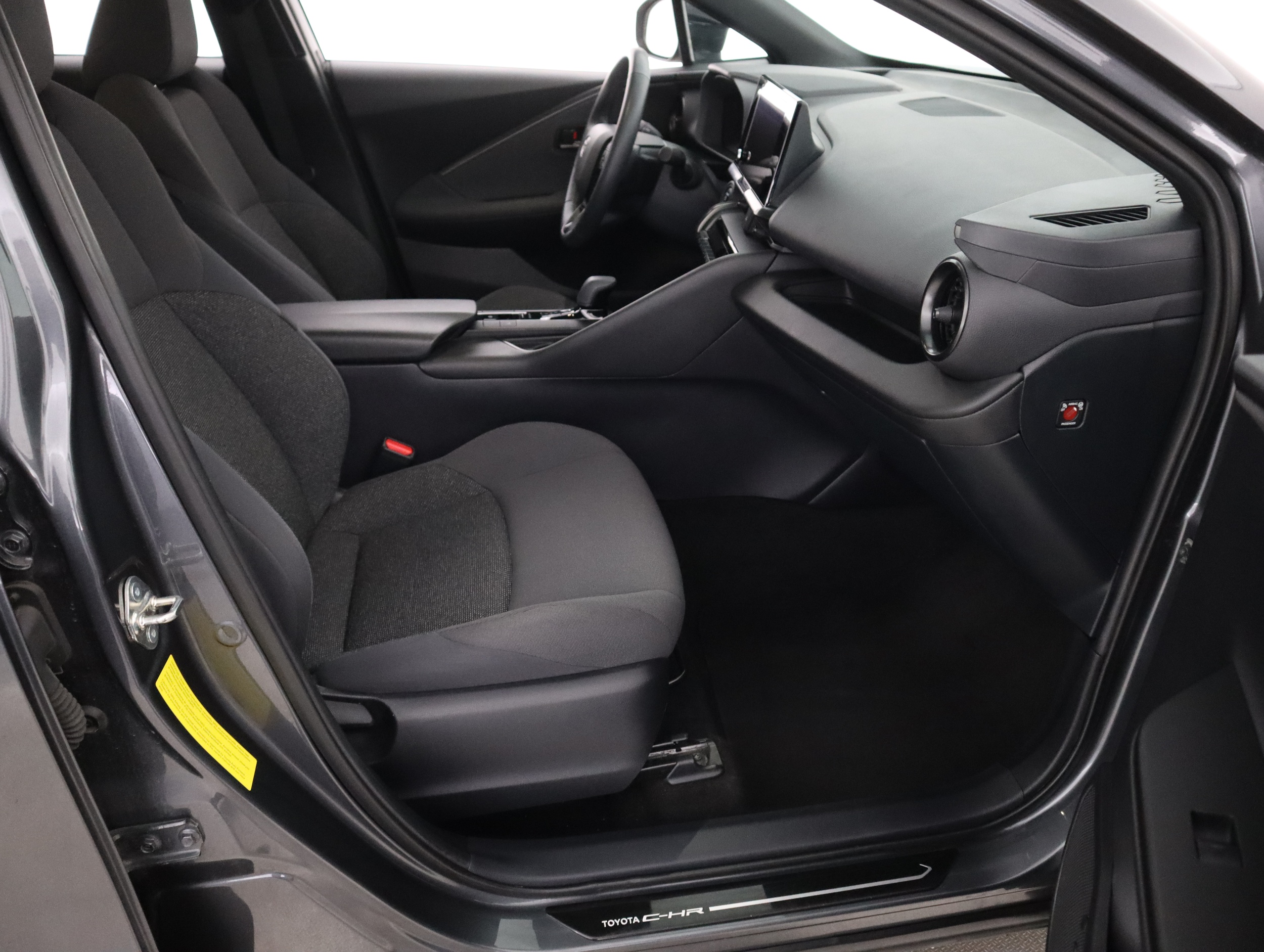 TOYOTA C-HR 2024