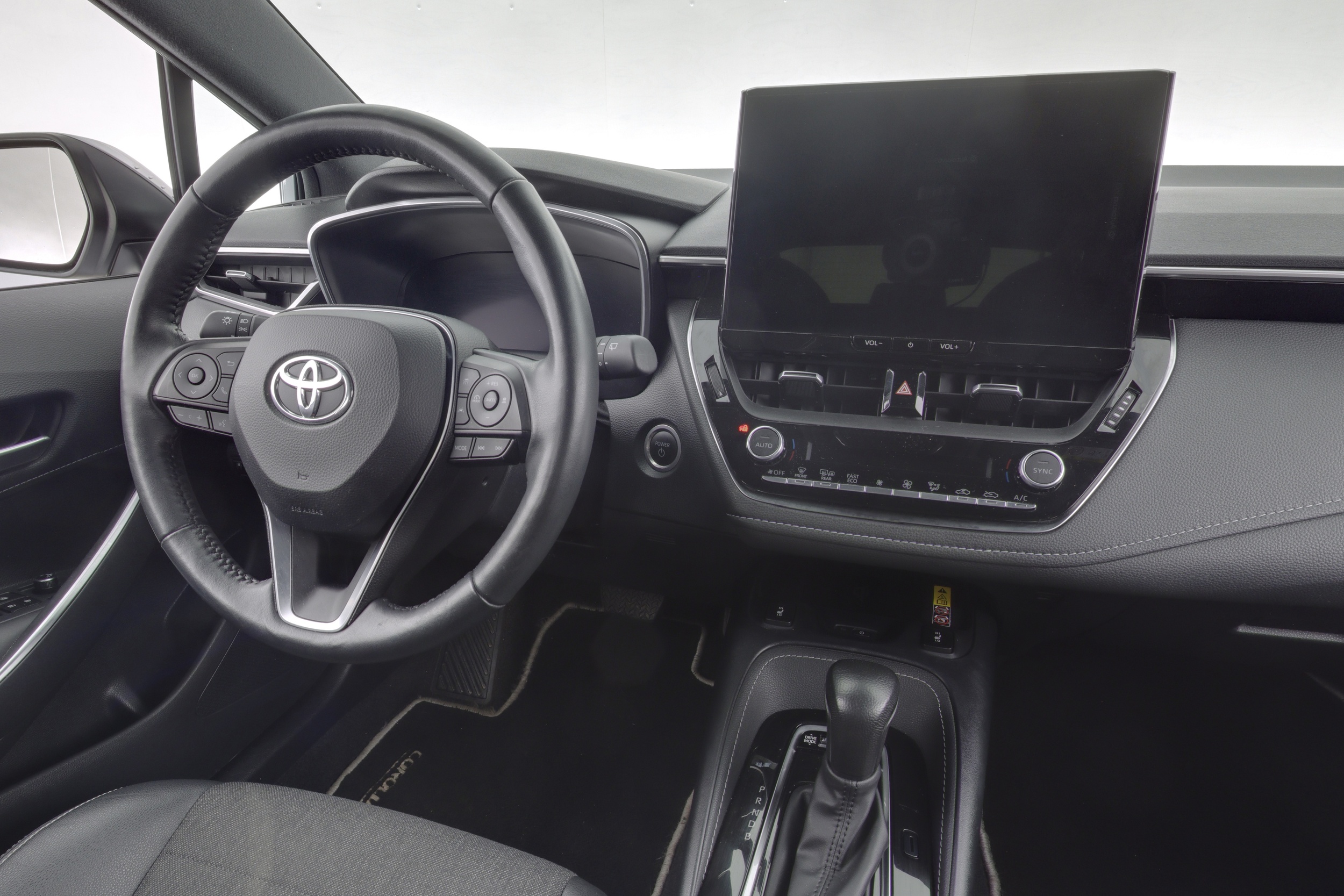 TOYOTA Corolla 2024
