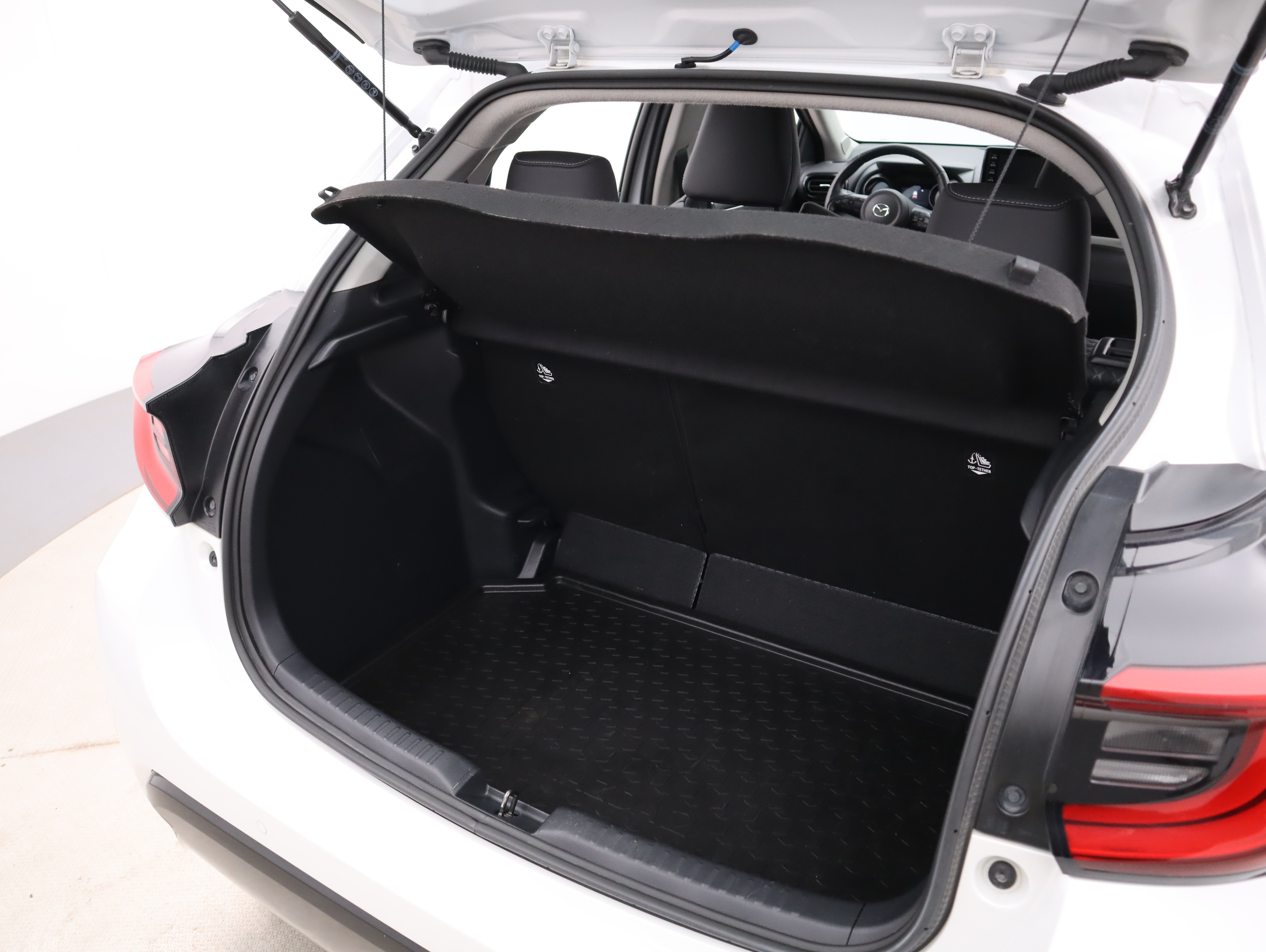 MAZDA Mazda2 Hybrid 2023