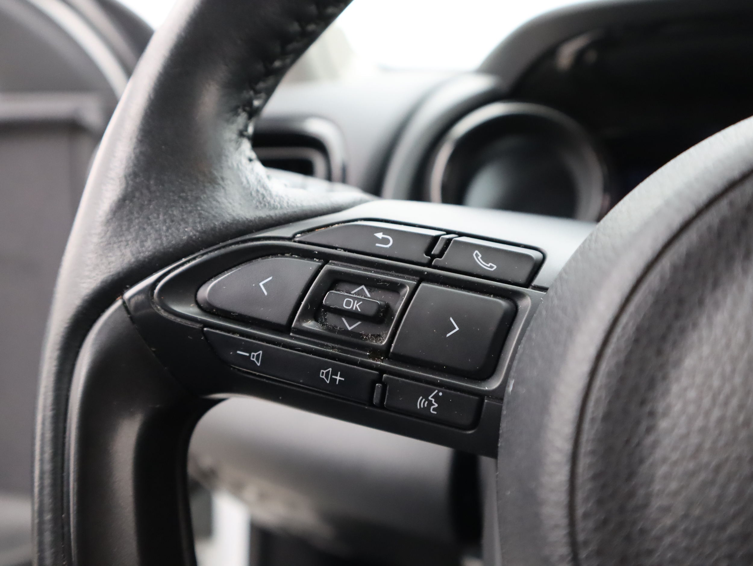 MAZDA Mazda2 Hybrid 2023