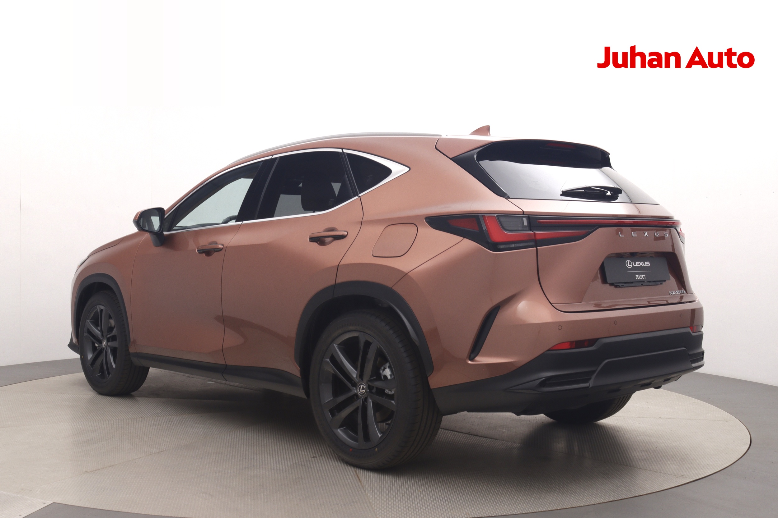 Lexus NX 2025