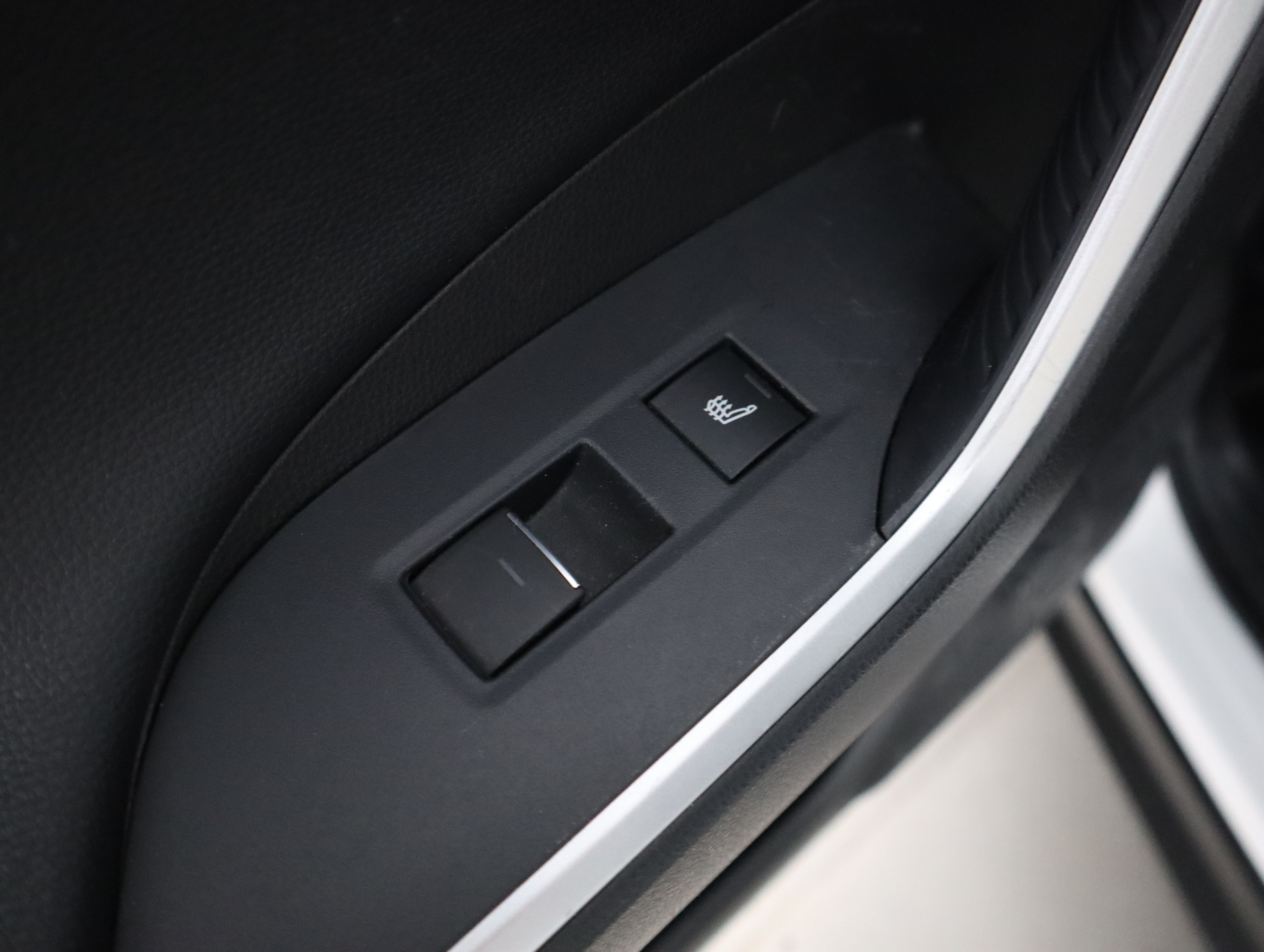 TOYOTA RAV4 Plug-in 2020