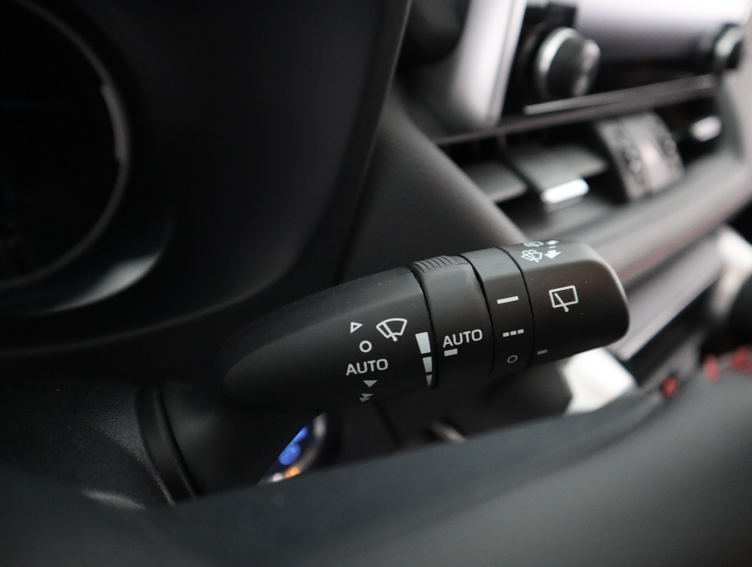 TOYOTA RAV4 Plug-in 2020