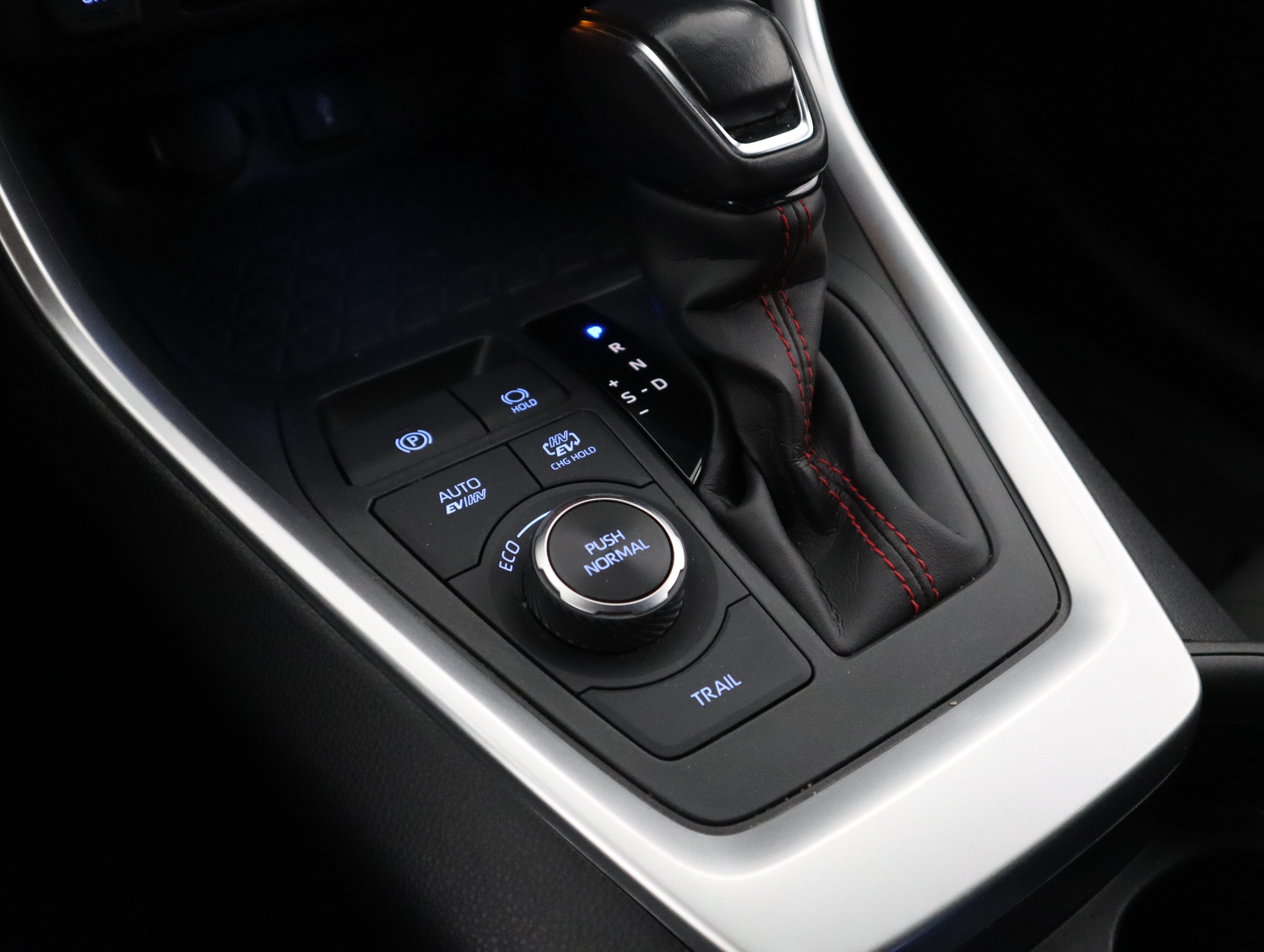 TOYOTA RAV4 Plug-in 2021