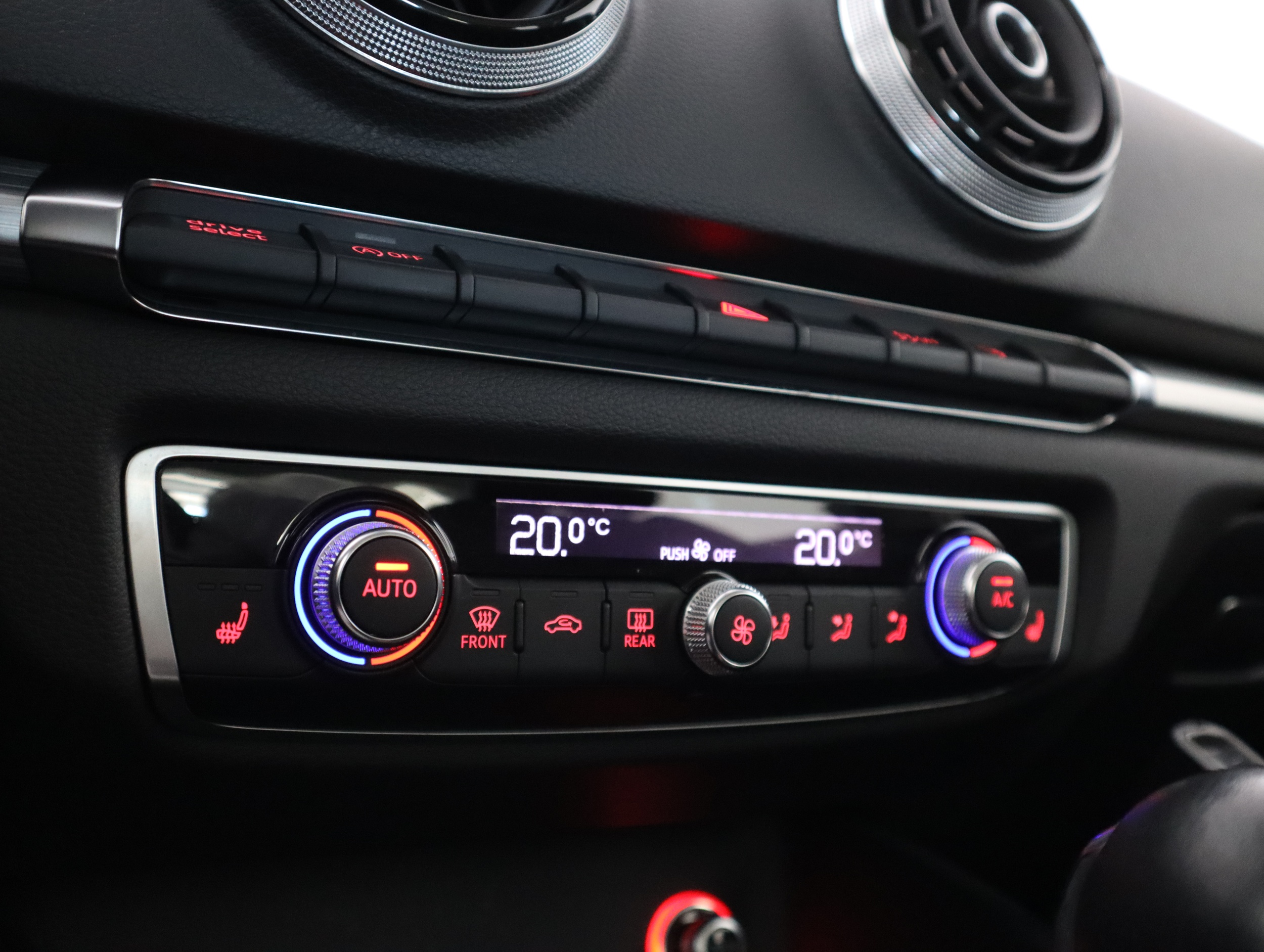 AUDI A3 2014