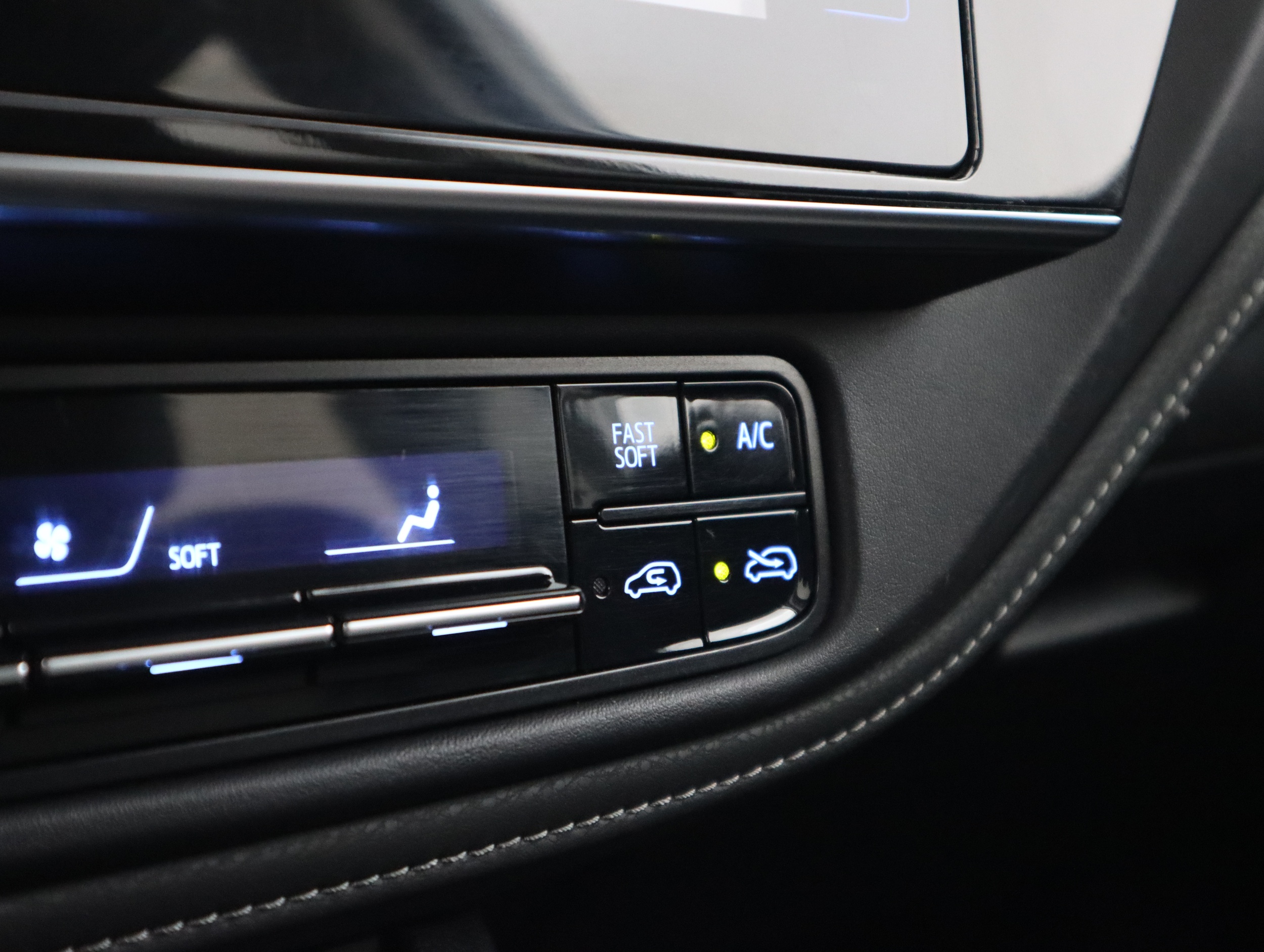 TOYOTA Auris 2019