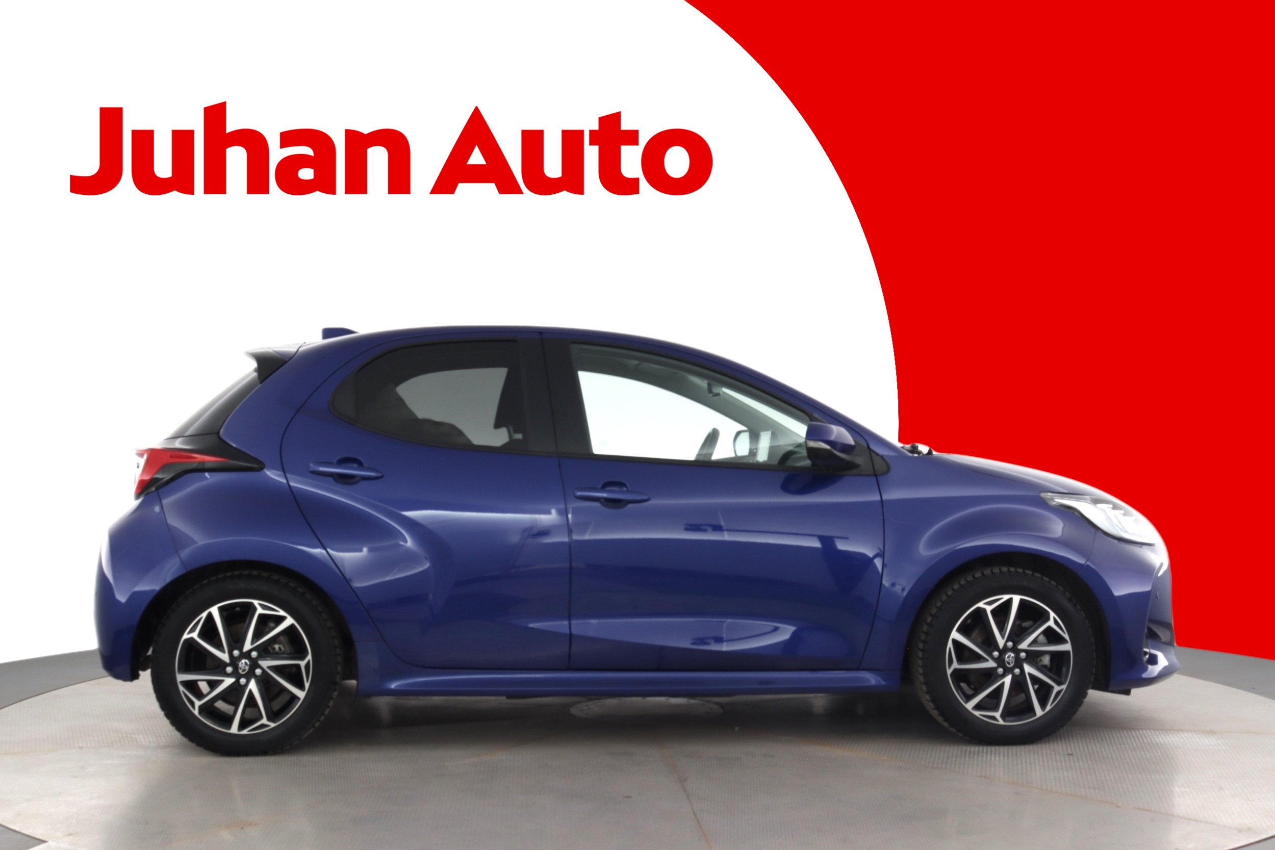TOYOTA Yaris 2021