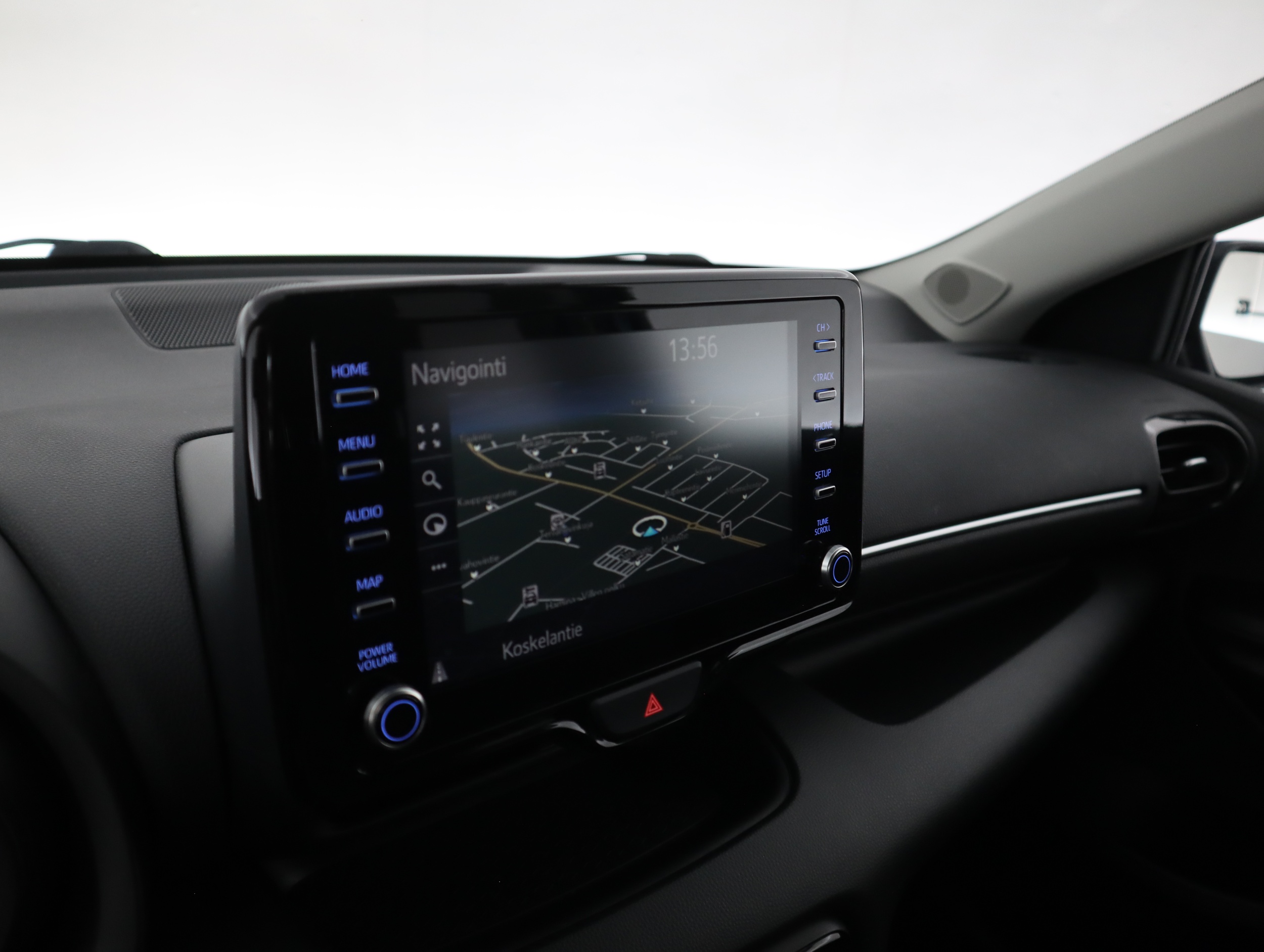 TOYOTA Yaris 2021