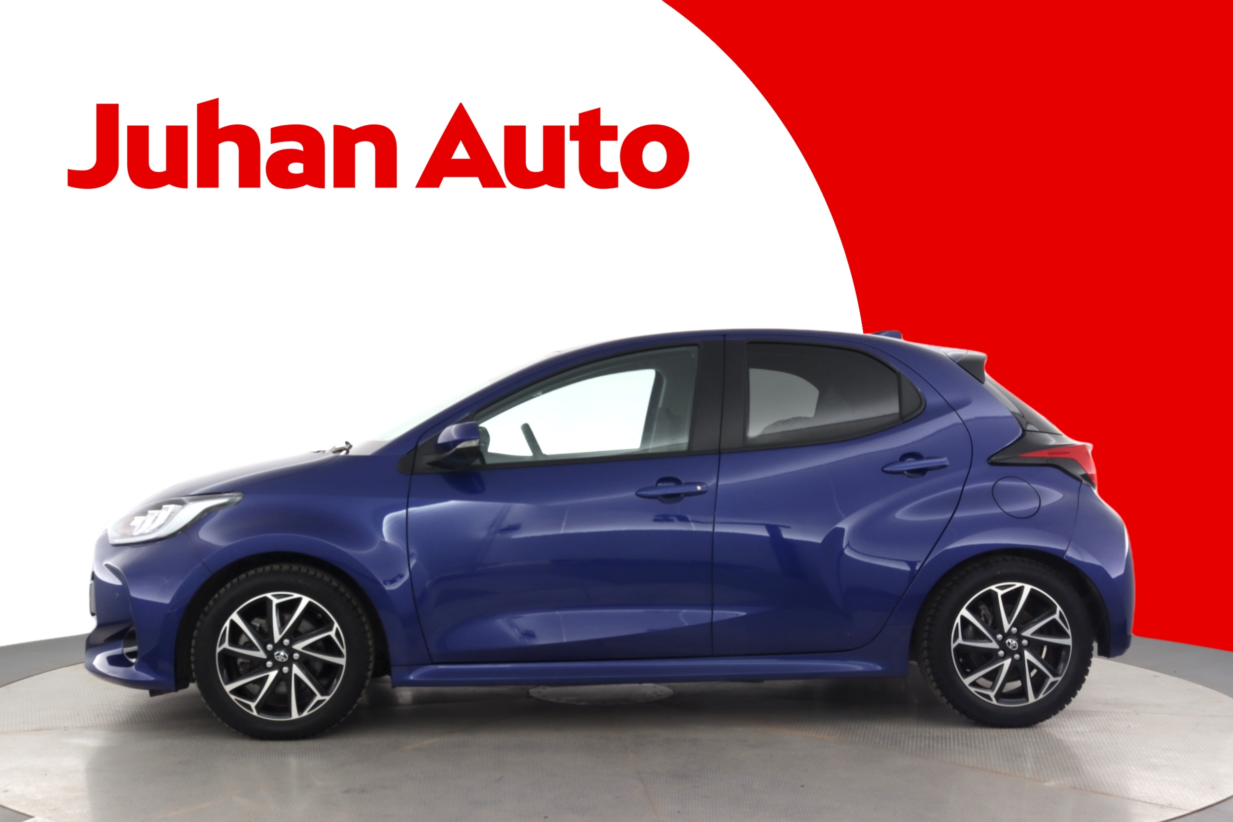 TOYOTA Yaris 2021