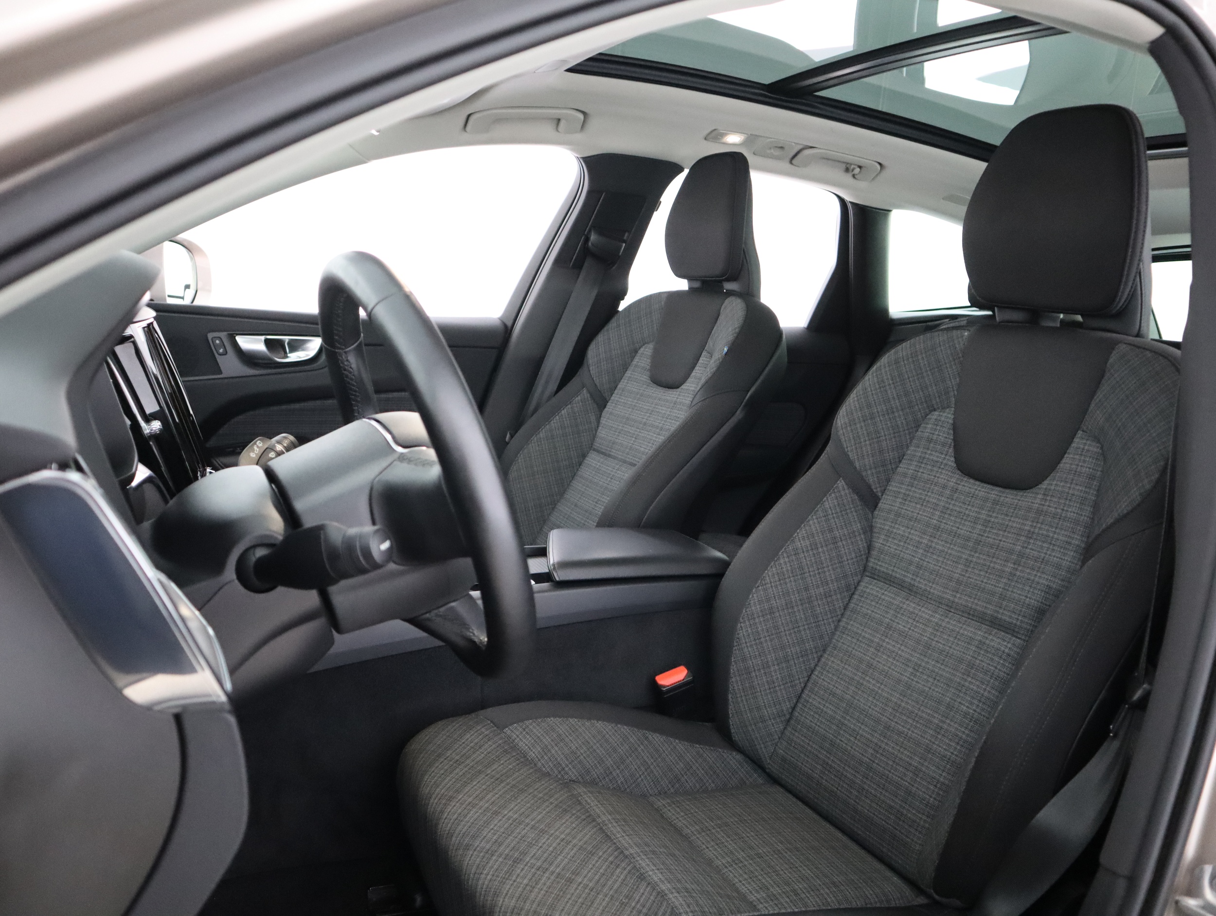 VOLVO XC60 24