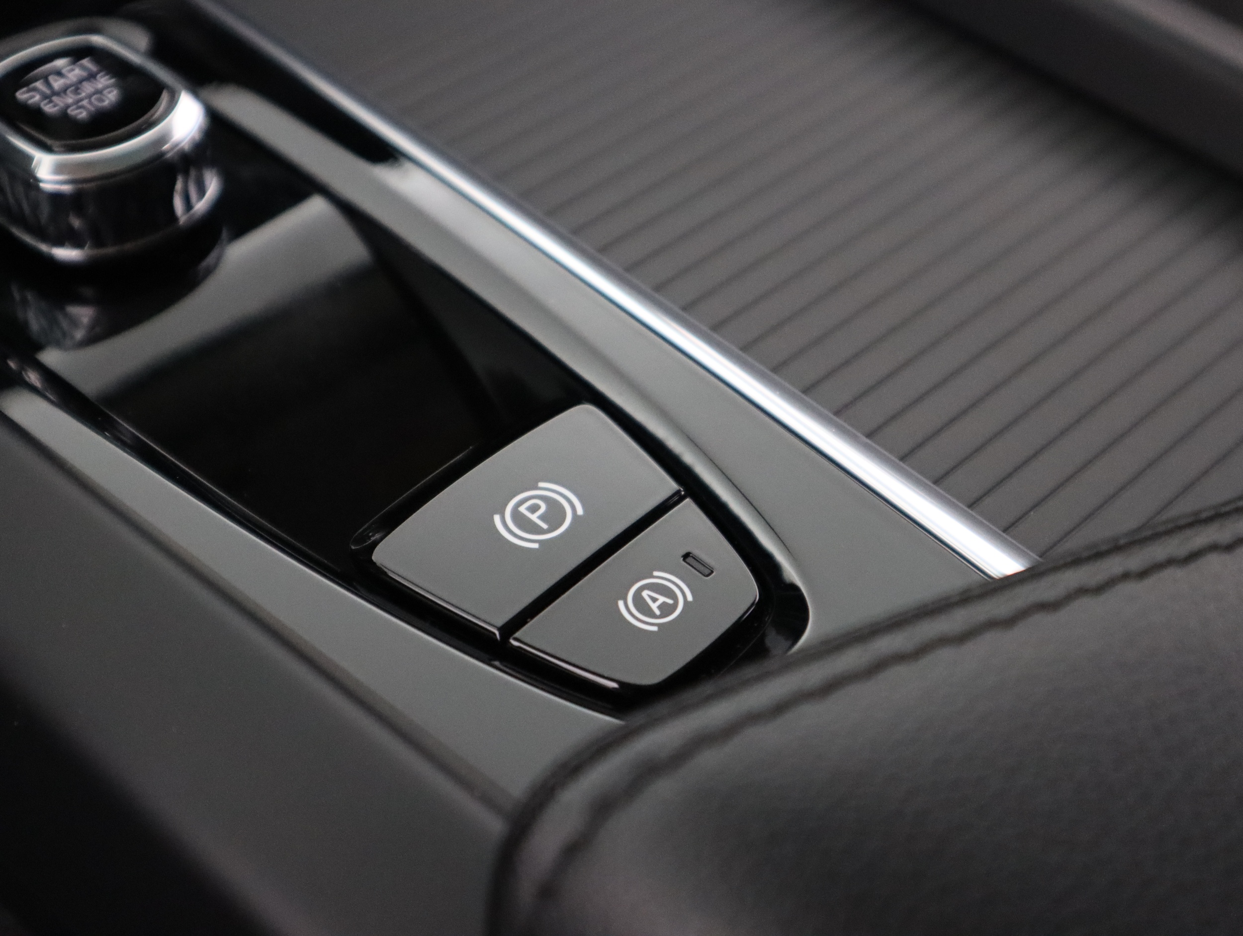 VOLVO XC60 33